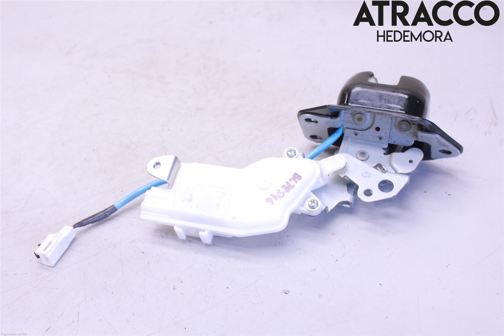 Nissan NOTE E12 14-20 Låskista Baklucka