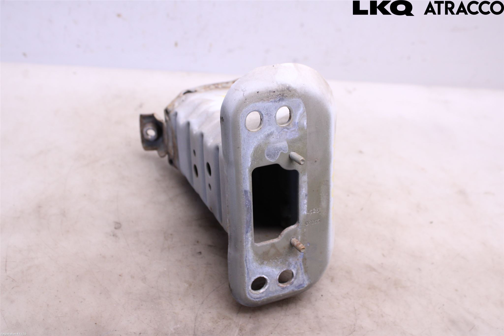 Toyota YARIS XP130 15-20 Stötfångarbärjärn Fram