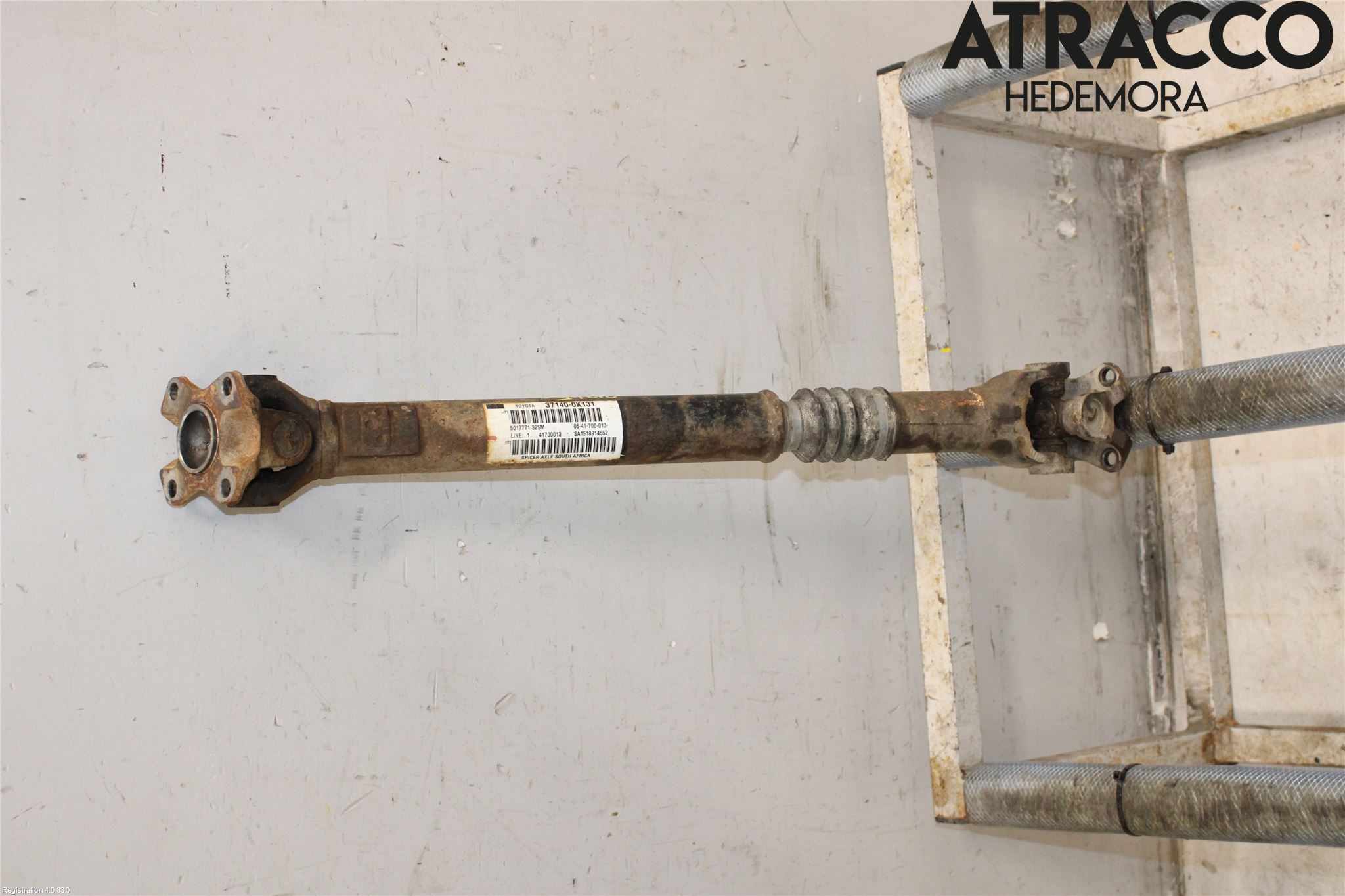 Toyota HILUX 05-16 Mellanaxel Främre 4Wd
