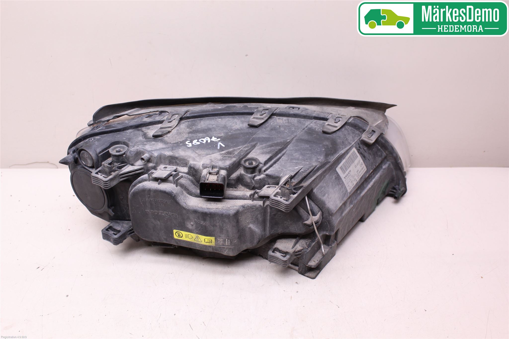 Volvo V70 08-13 Strålkastare Vänster