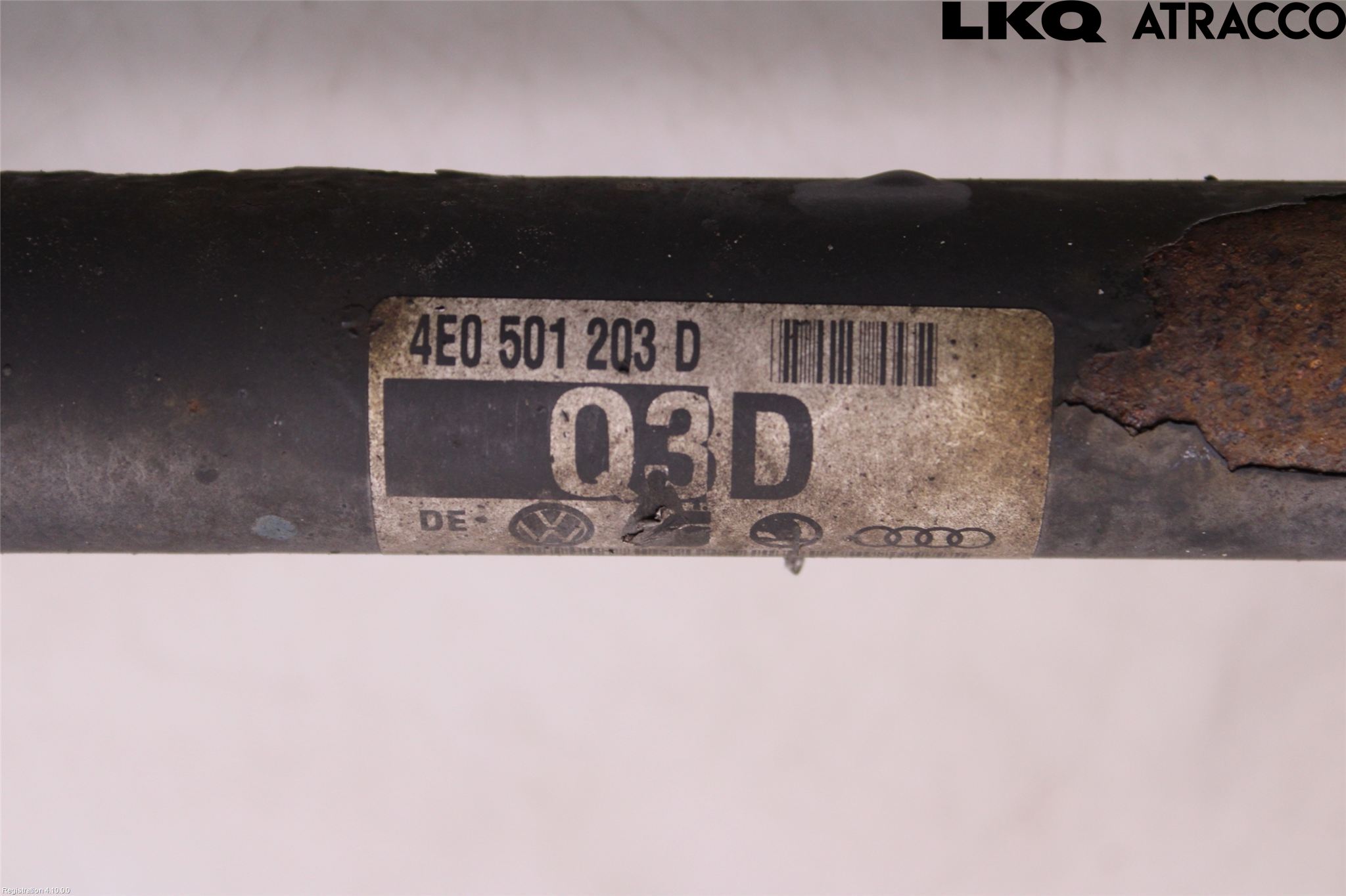 Audi A8/S8 4E  02-09 Drivaxel Bak Höger