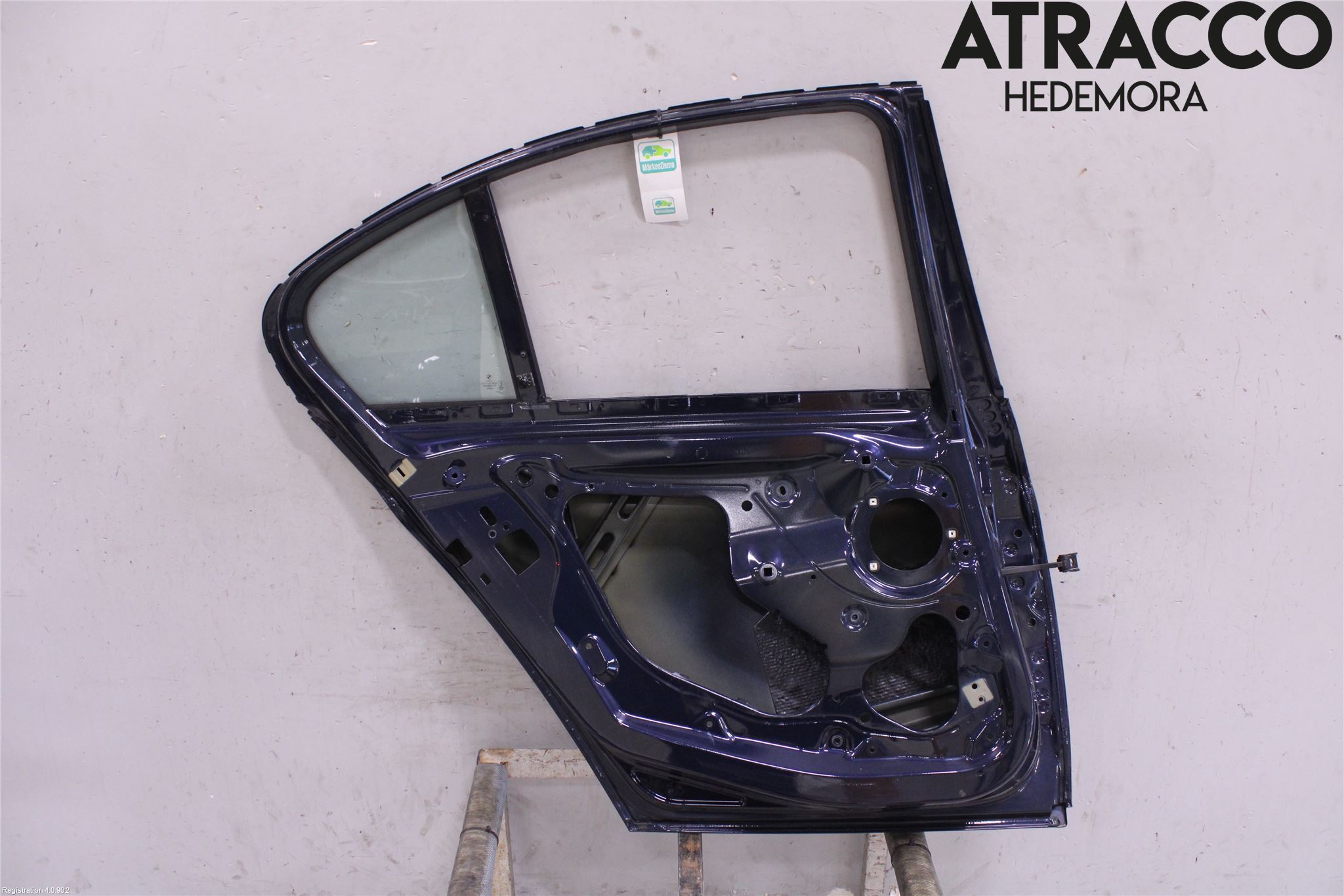 BMW 3 F30/F31/F80 12-19 Dörr Bak Vänster