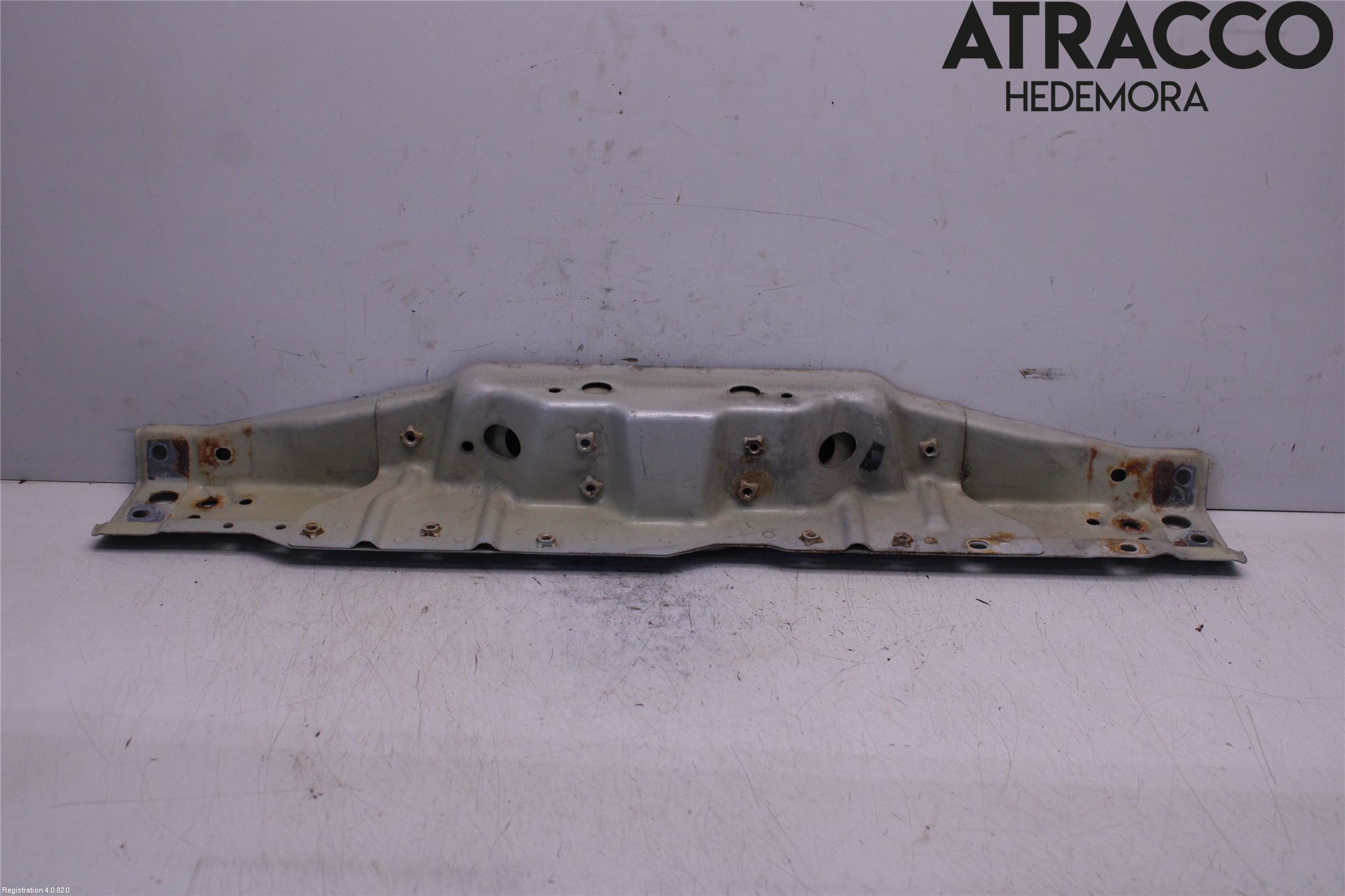 Suzuki GRAND VITARA II 06-14 Front Huvlåsplåt-Balk