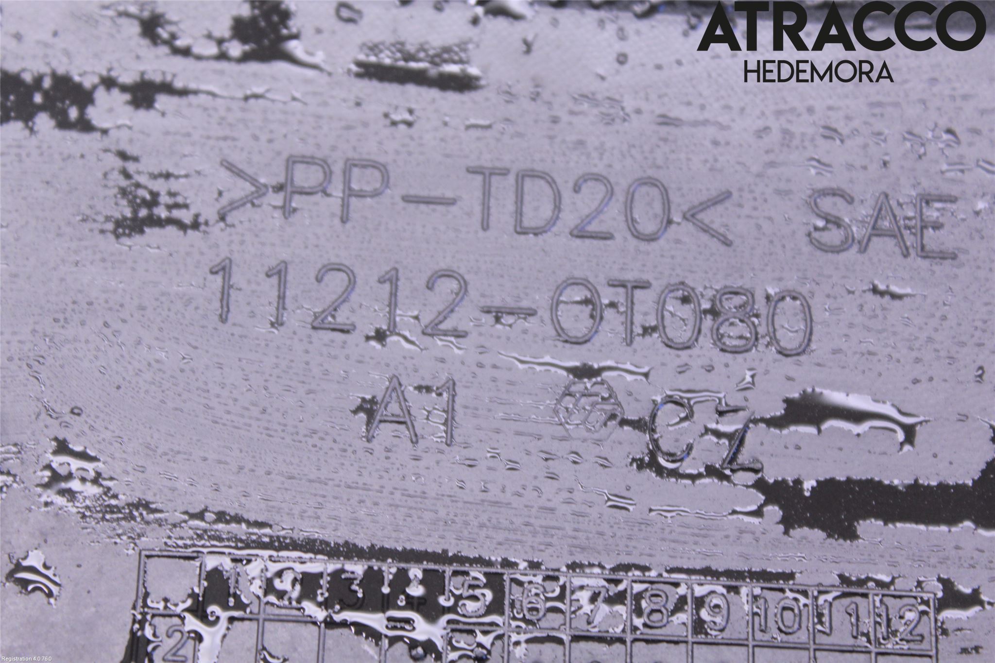 Toyota AURIS 13-19 Motorkåpa