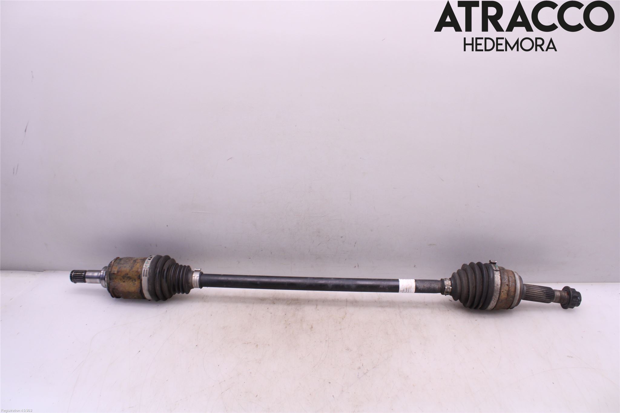 Toyota C-HR 16-23 Drivaxel Bak Vänster
