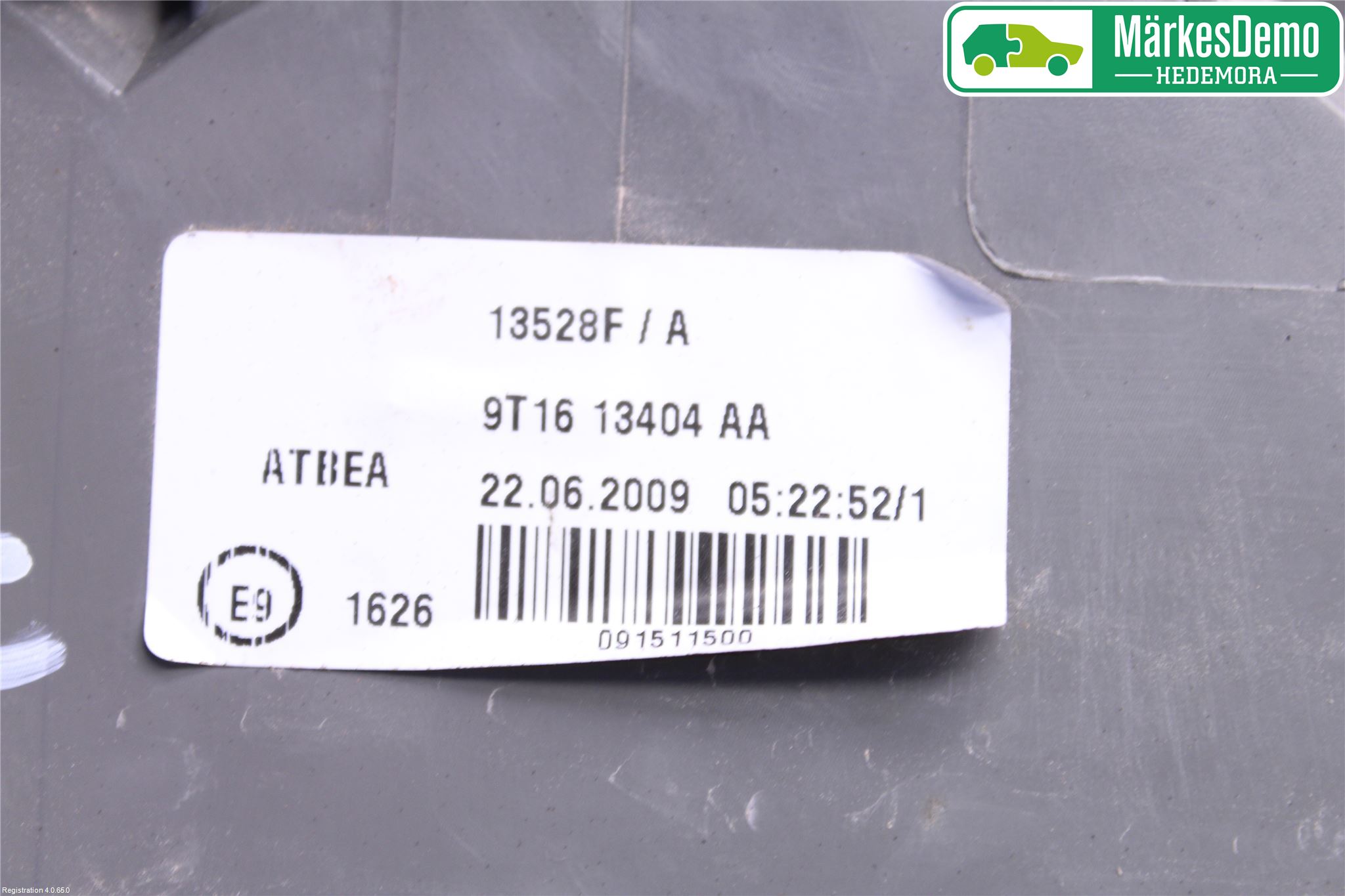 Ford TRANSIT CONNECT 03-08 Bakljus Höger