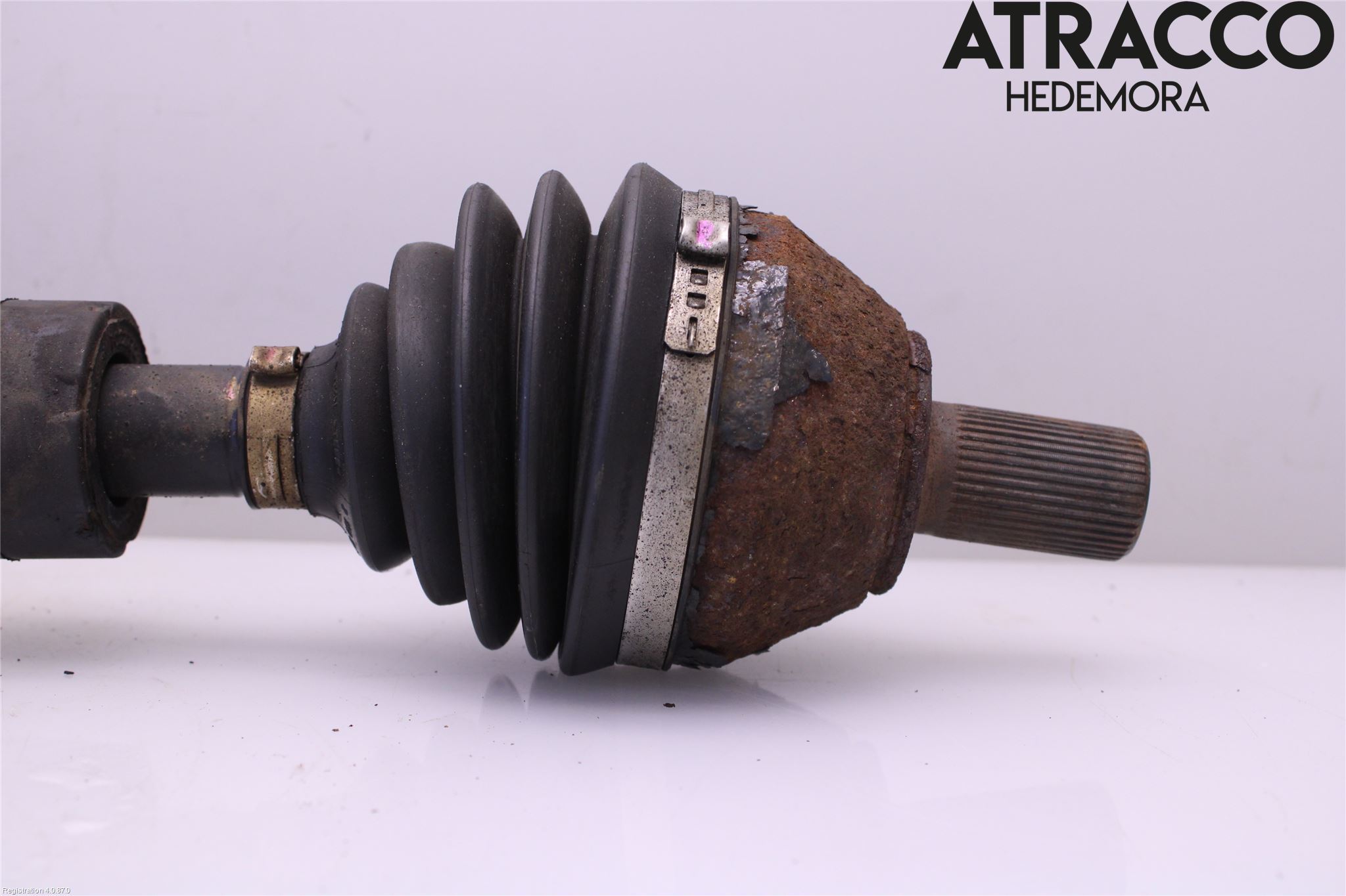 Volvo V60 11-13 Drivaxel Fram Vänster