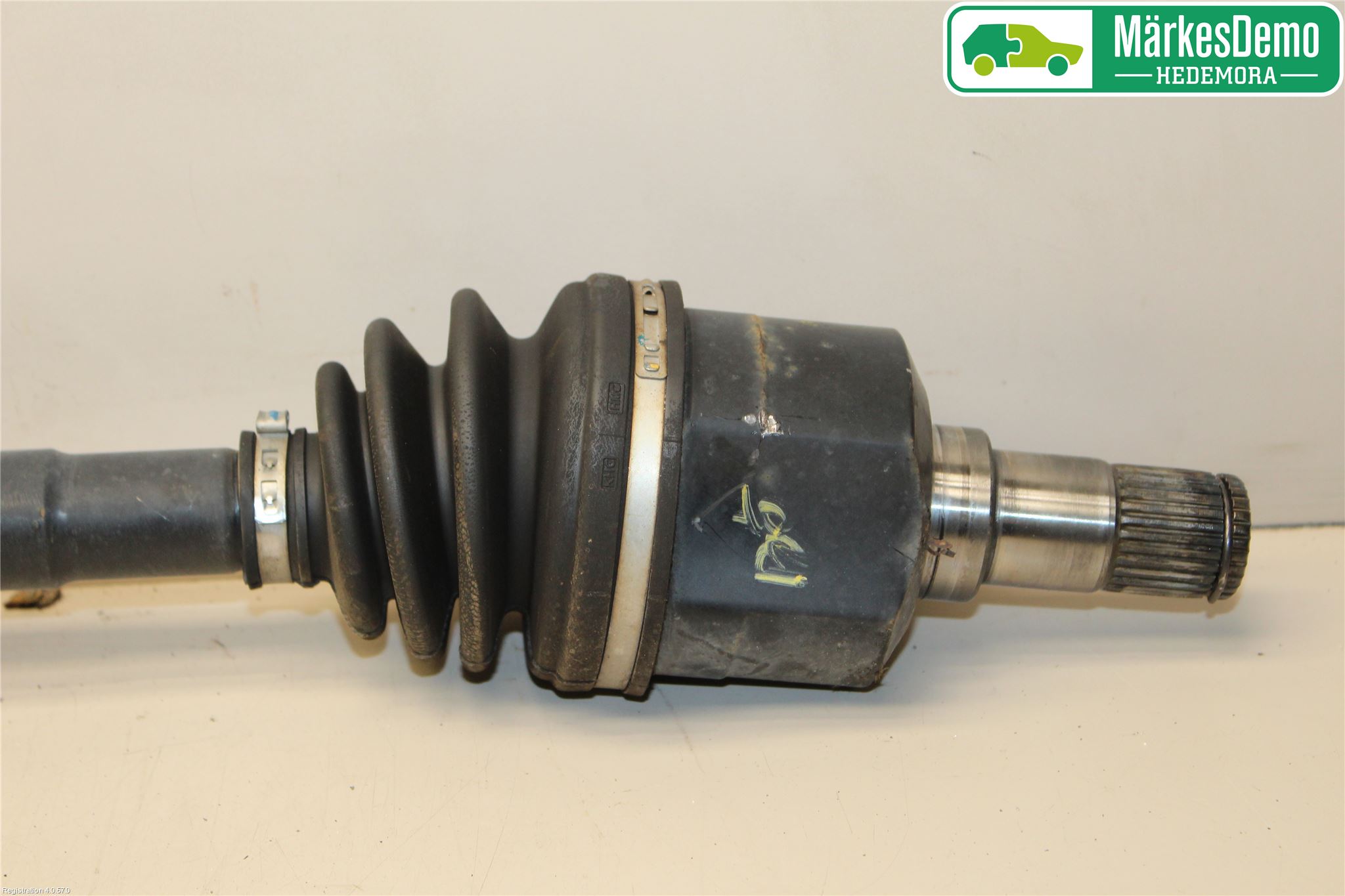 Hyundai i40 08-15 Drivaxel Fram Höger