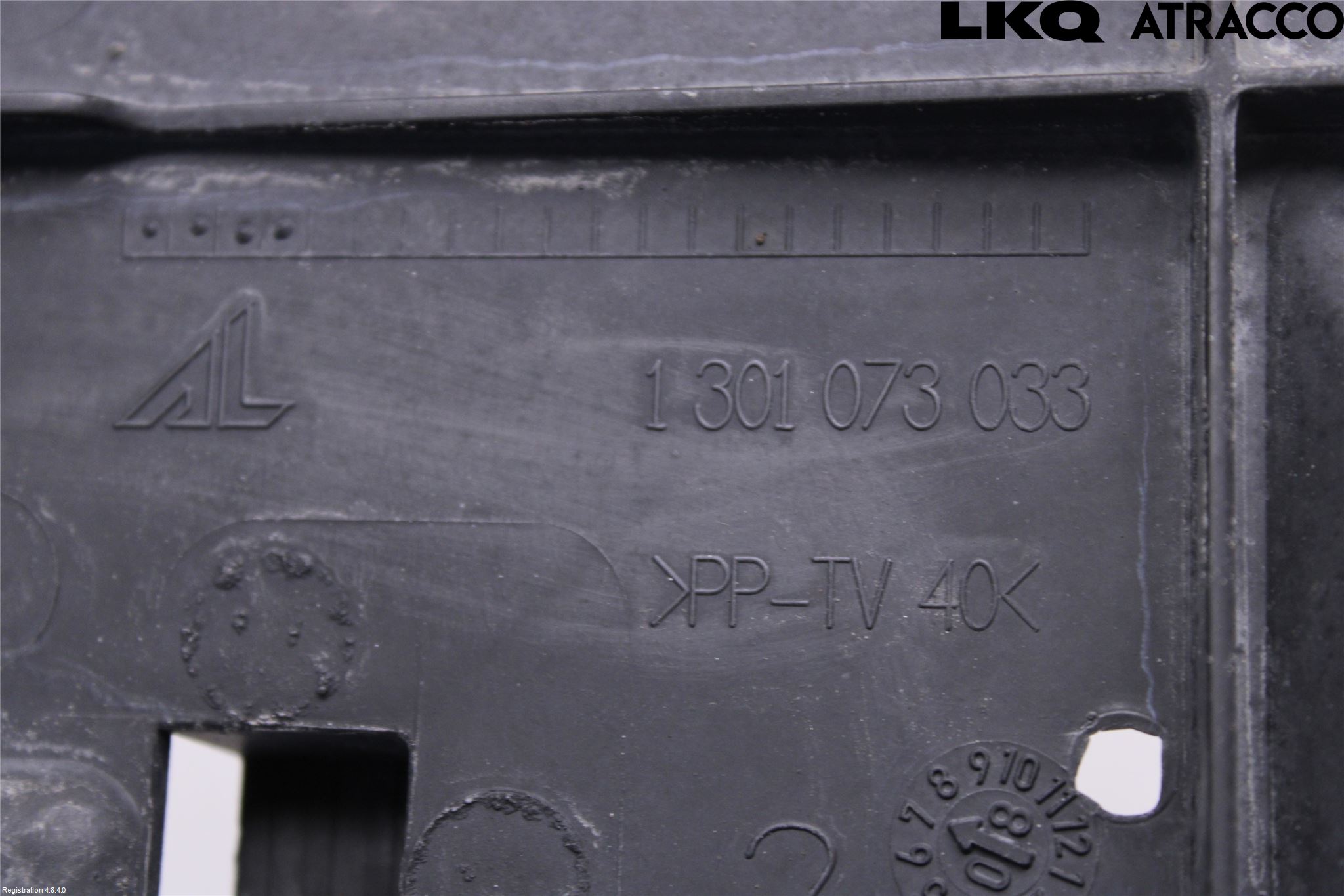 Audi A4/S4 08-11 Strålkast Fästsarg