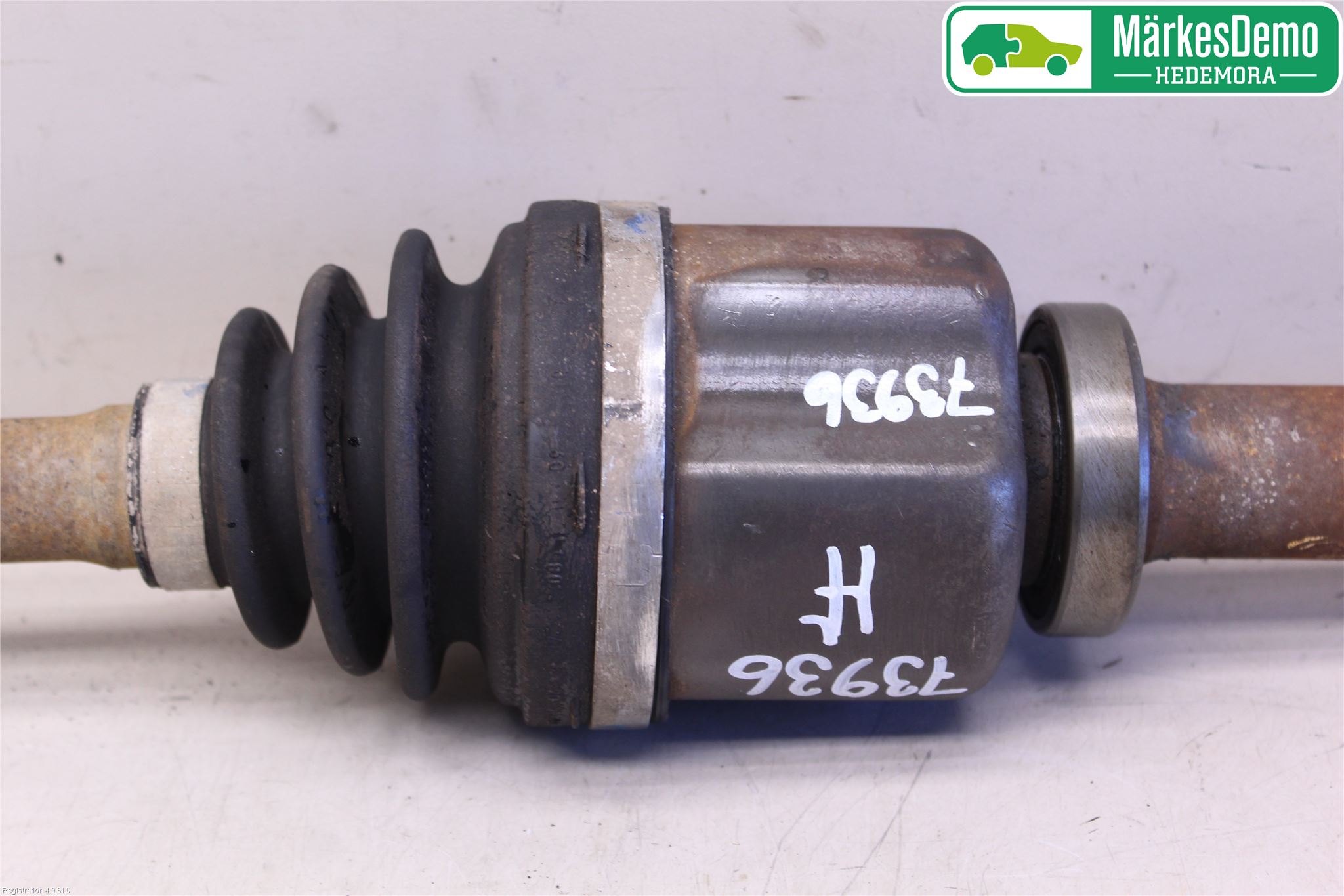 Renault TRAFIC   02-14 Drivaxel Fram Höger