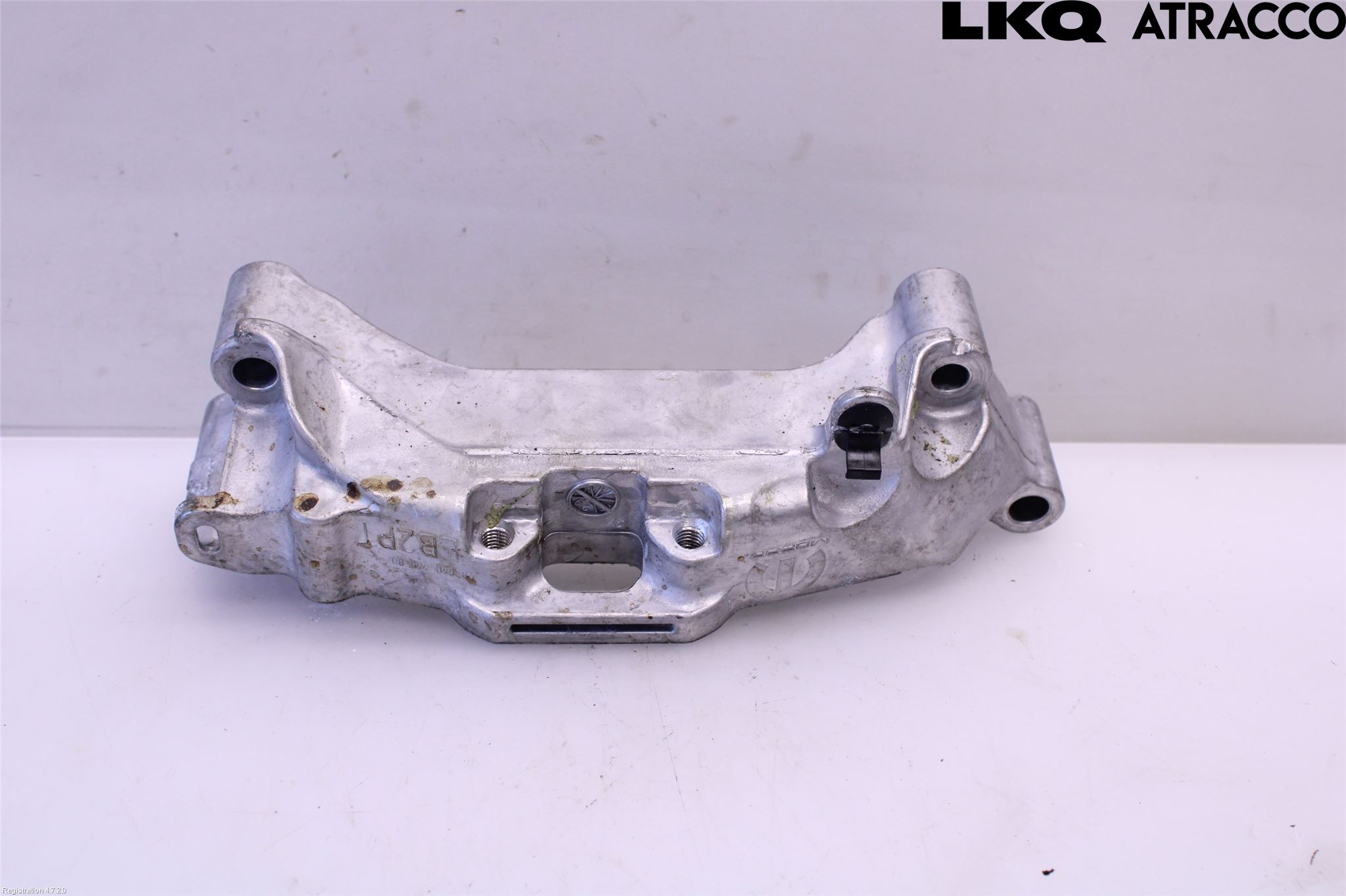 Peugeot 3008 17-24 Motorfäste