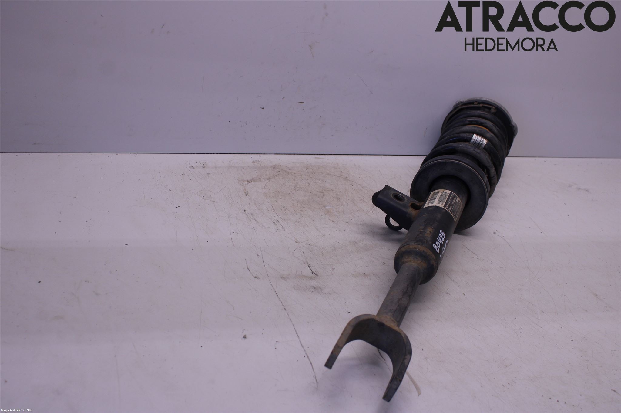 BMW 5 F10/F11/F18 09-17 Fjäderben Fram Höger