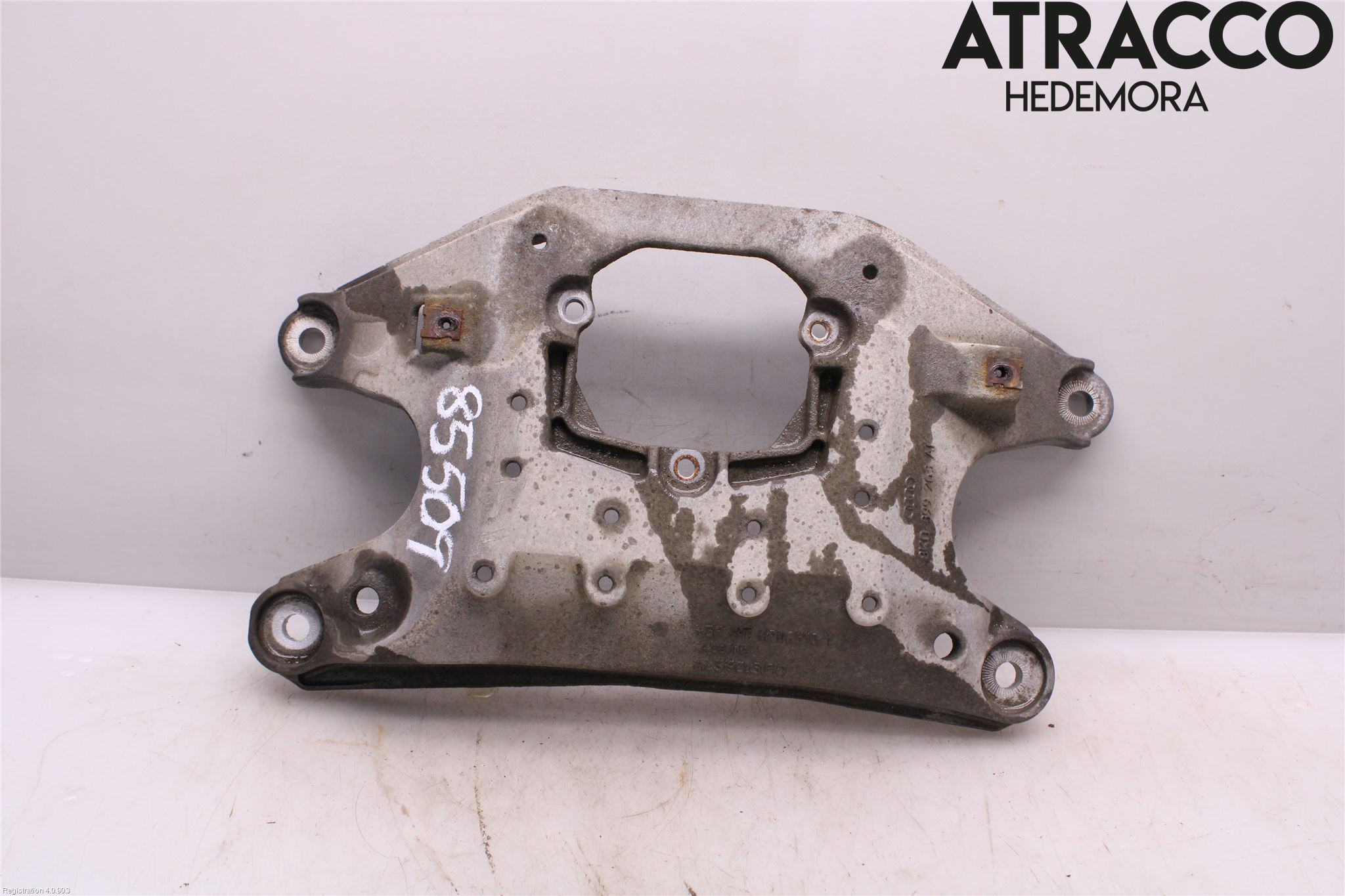 Audi A4 ALLROAD 09-16 Växellådsbalk