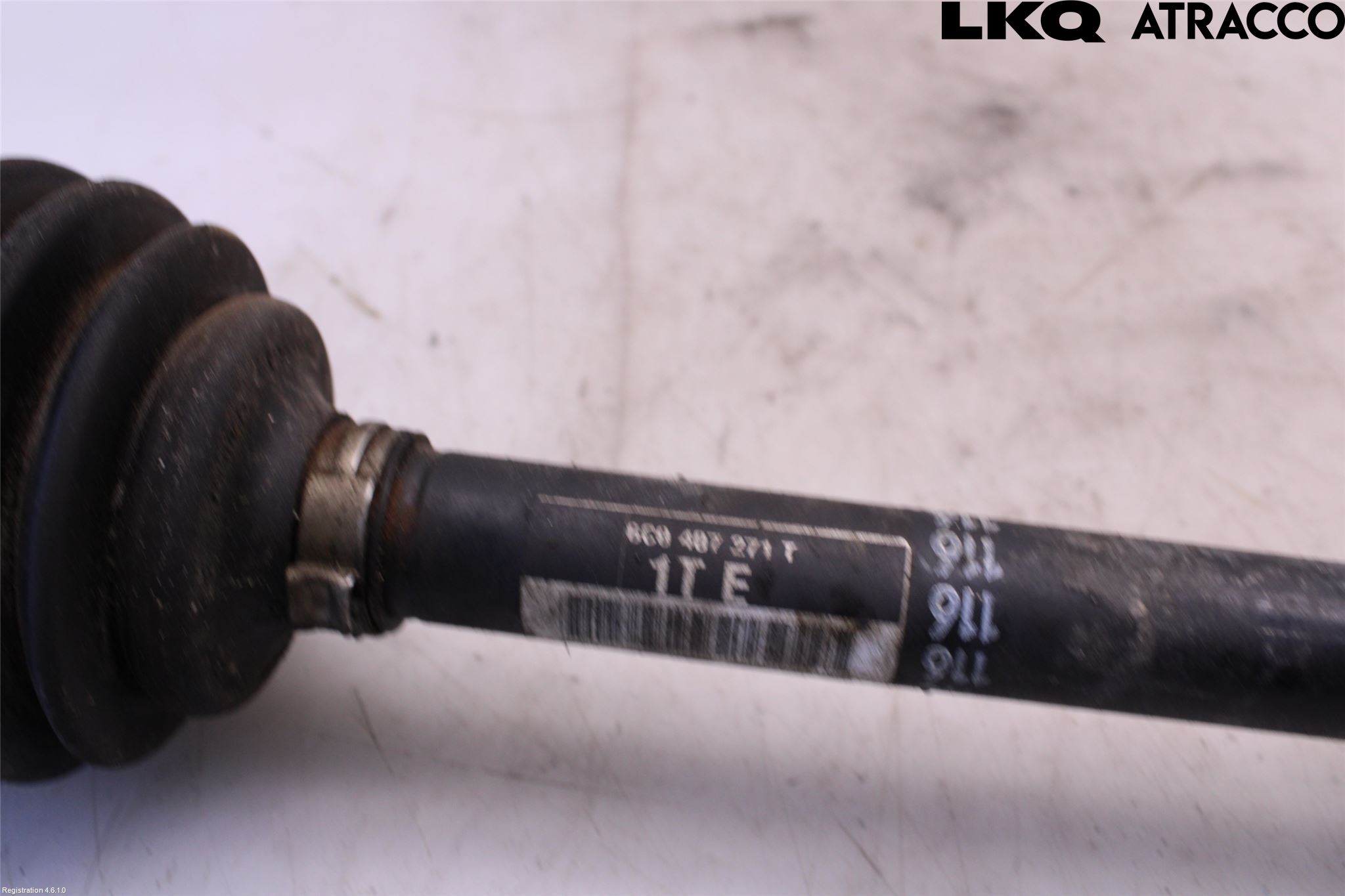 Skoda FABIA 15-21 Drivaxel Fram Vänster