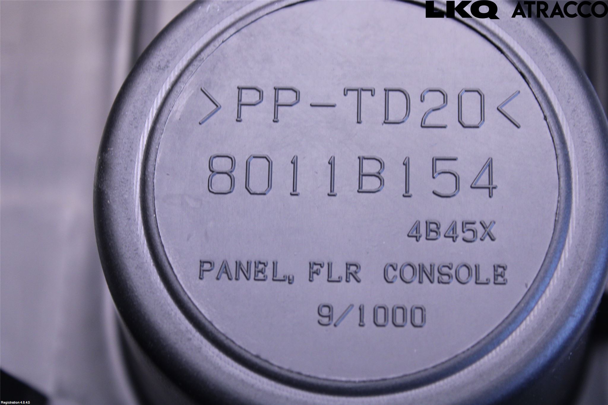 Mitsubishi OUTLANDER 13-21 Instrumentkonsoll Mitt