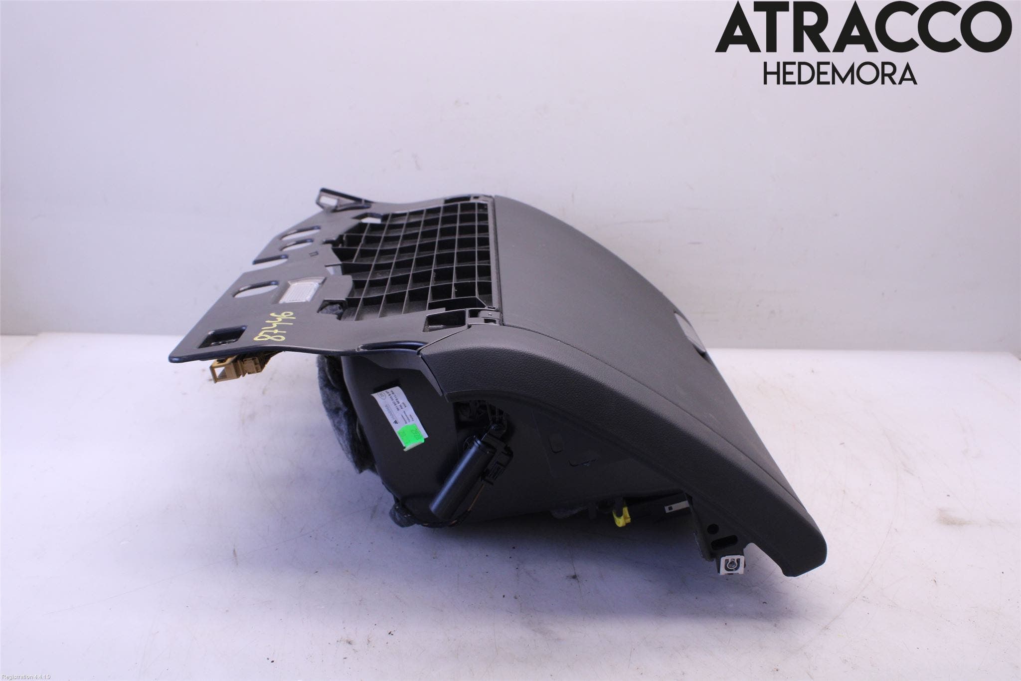 Audi A4/S4 08-11 Handskfack