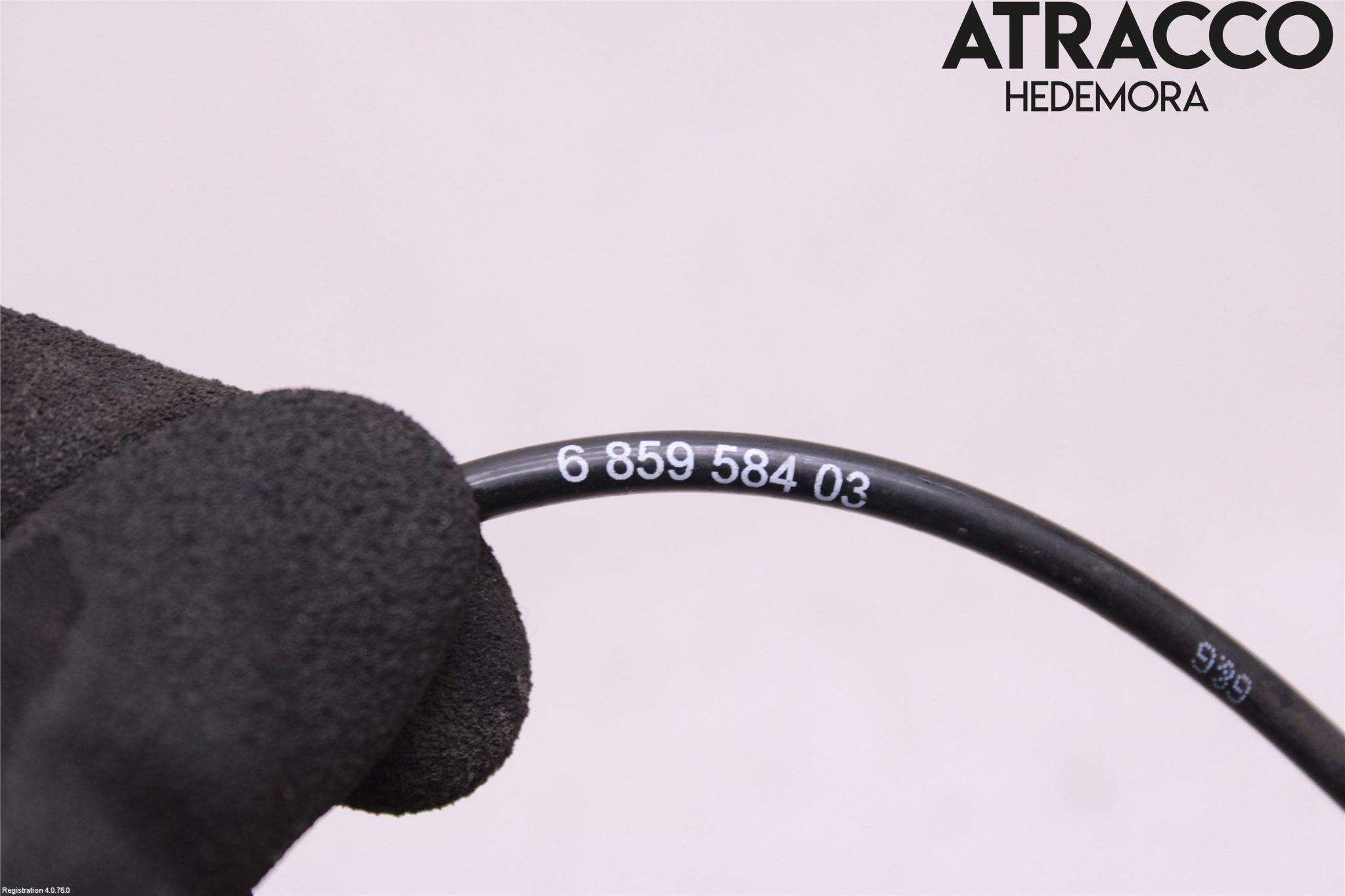 BMW 5 G30/G31/F90 17-23 Abs Sensor