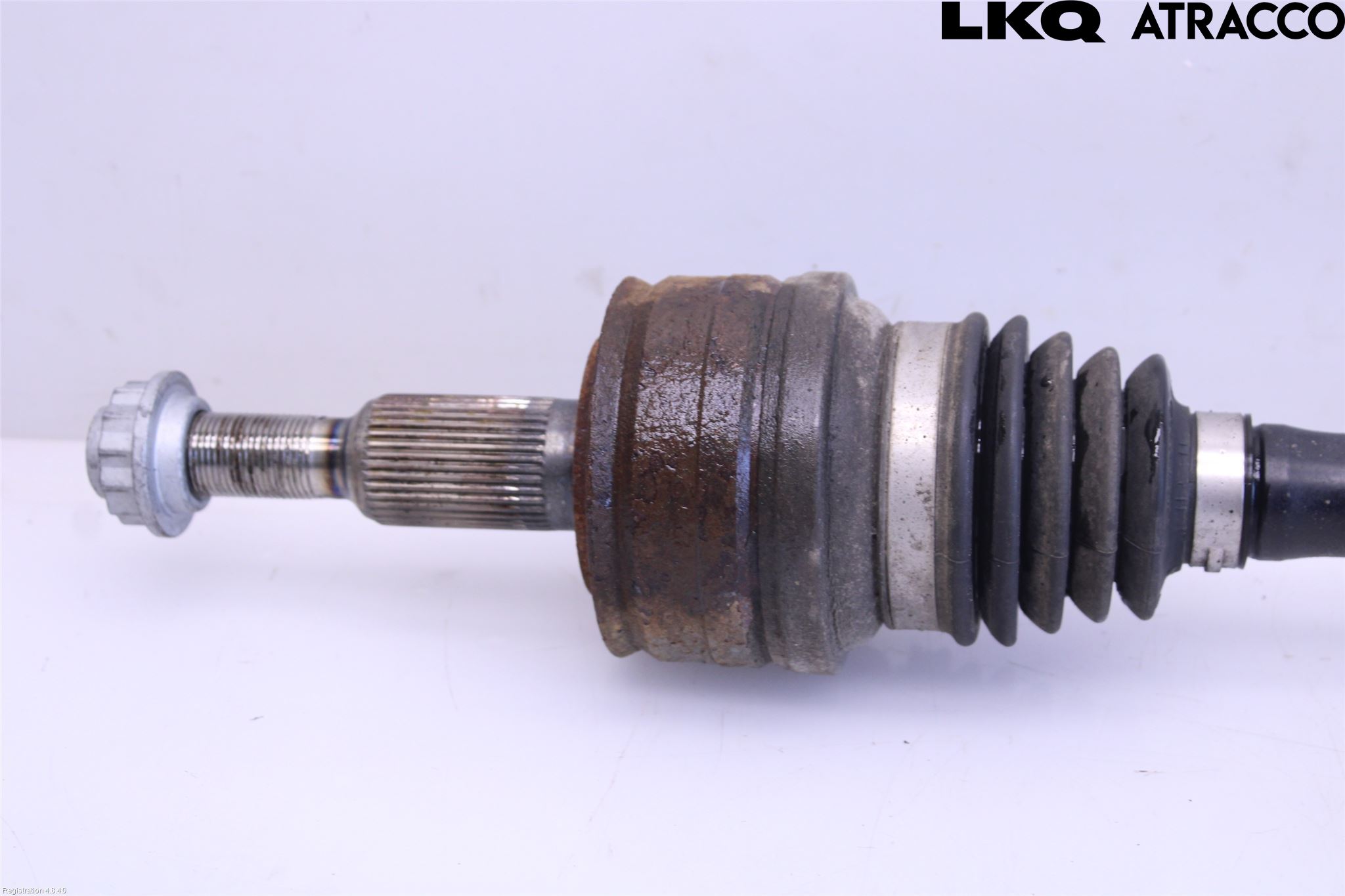 Volkswagen VW TRANSP/CARAVELLE (T7) 22-24 Drivaxel Bak Höger
