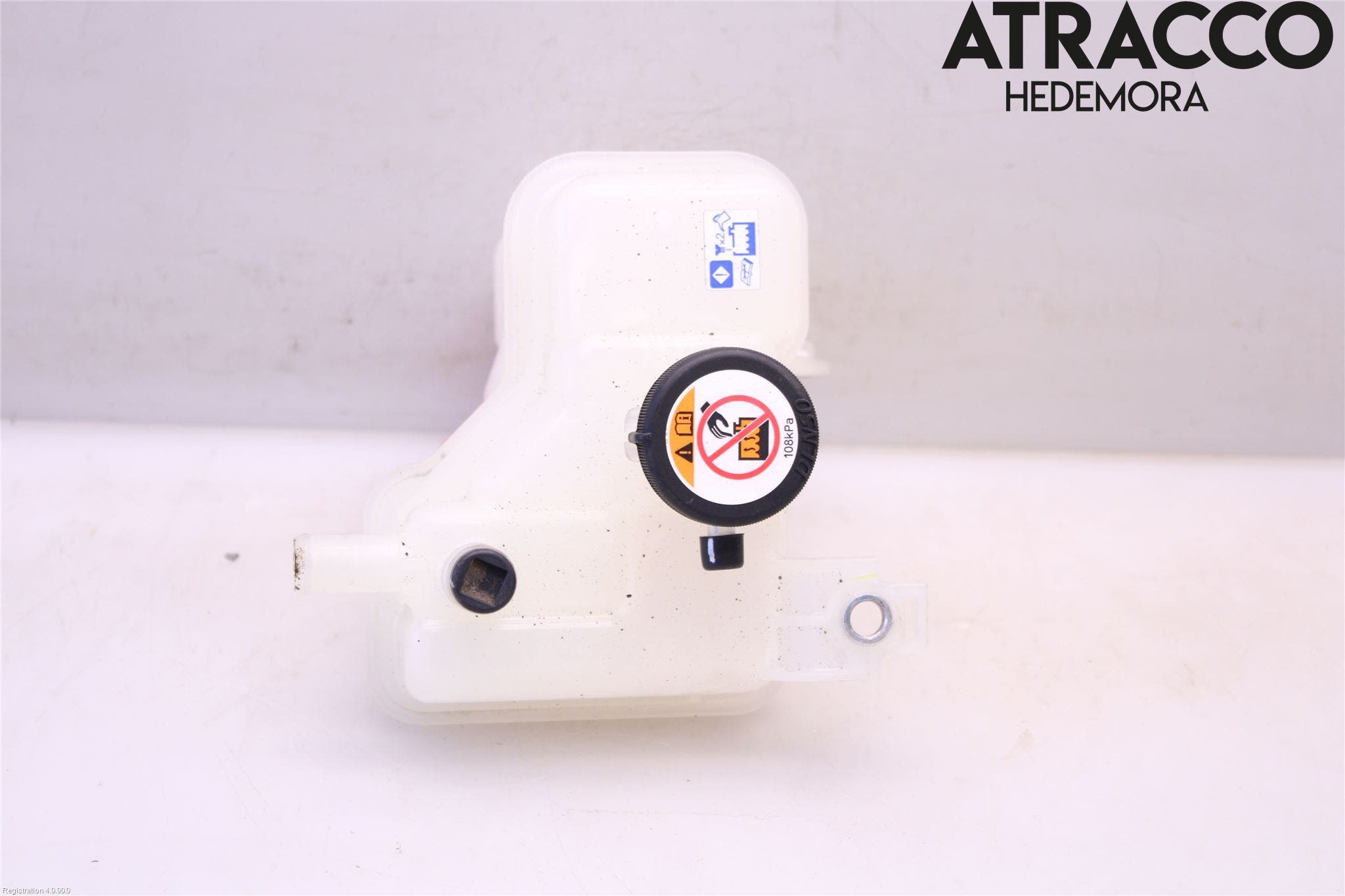 Toyota HILUX 16- Expansionstank