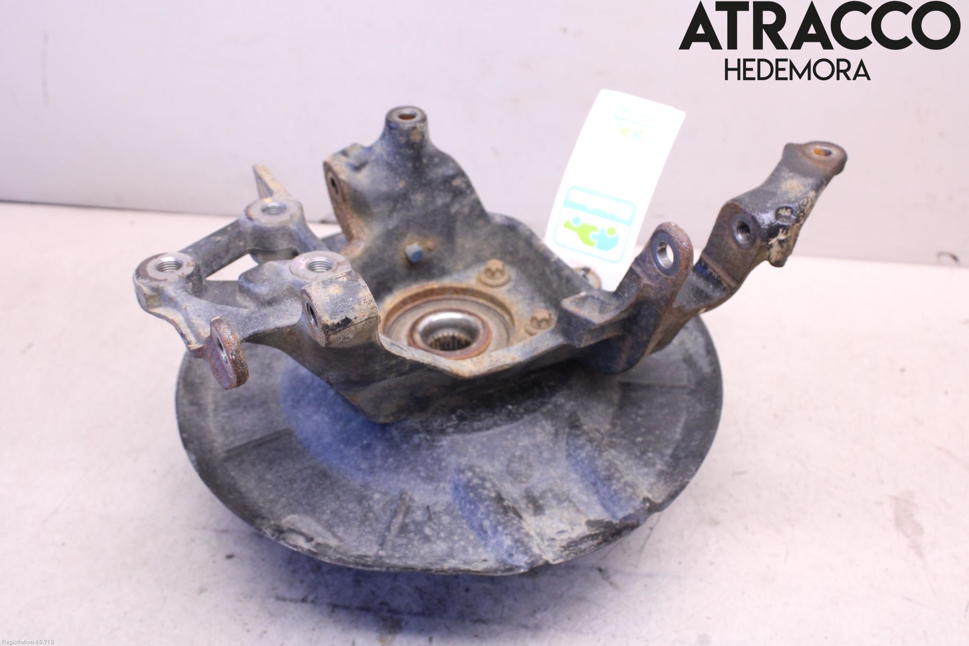 Ford KUGA 13-16 Hjullagerhus-Spindel Hö B