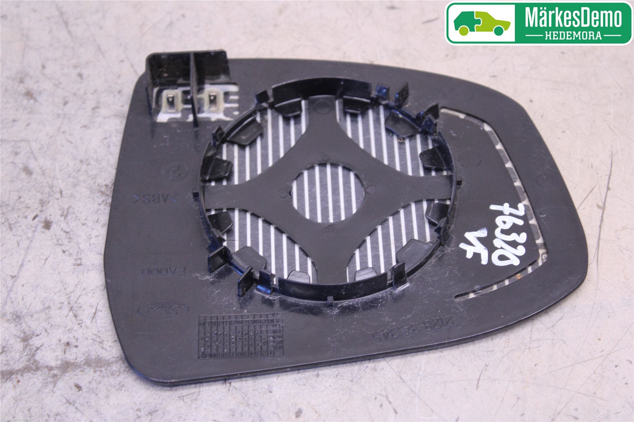 Ford FOCUS 08-11 Spegelglas Vä