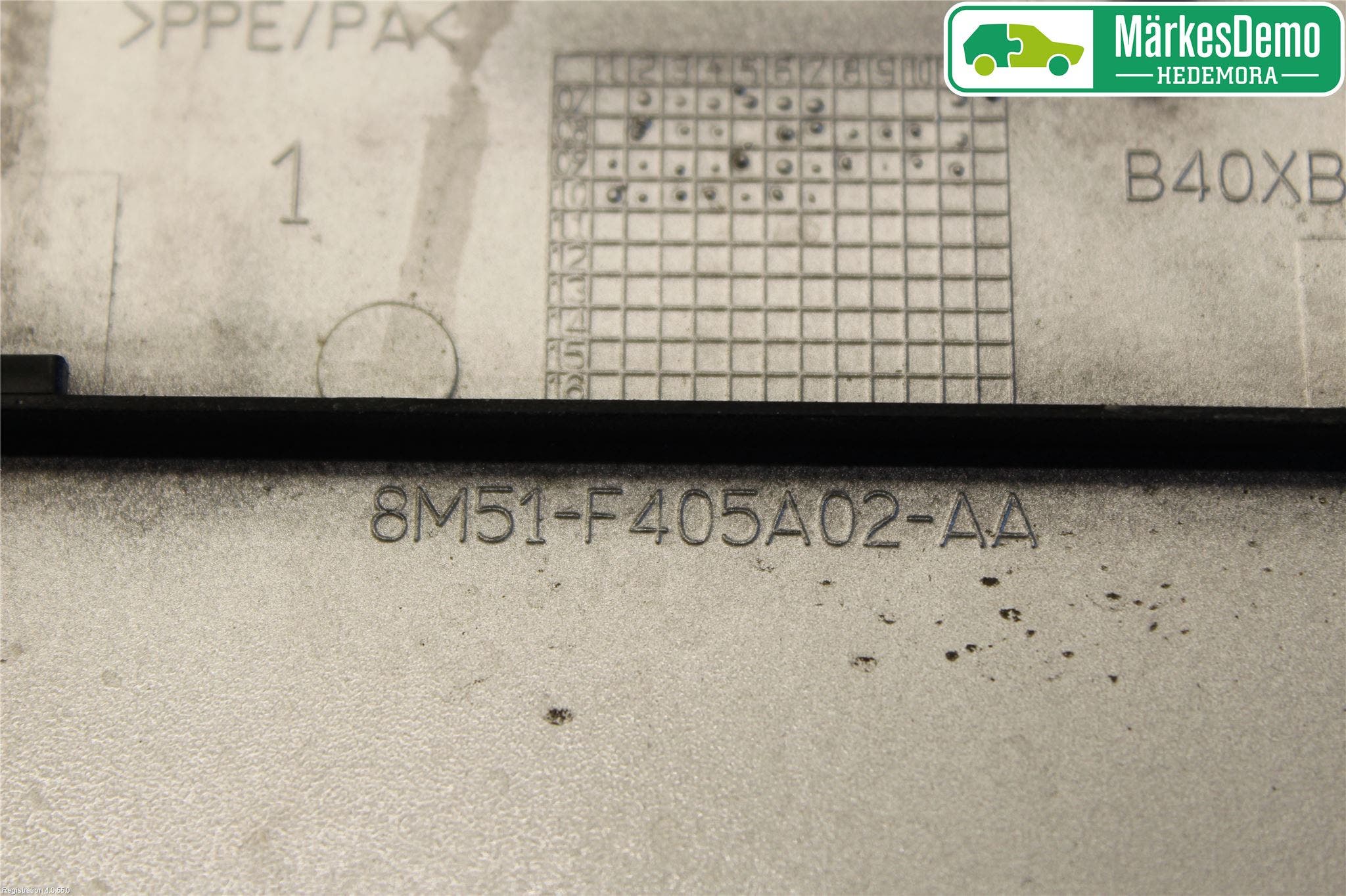 Ford FOCUS 08-11 Tanklucka