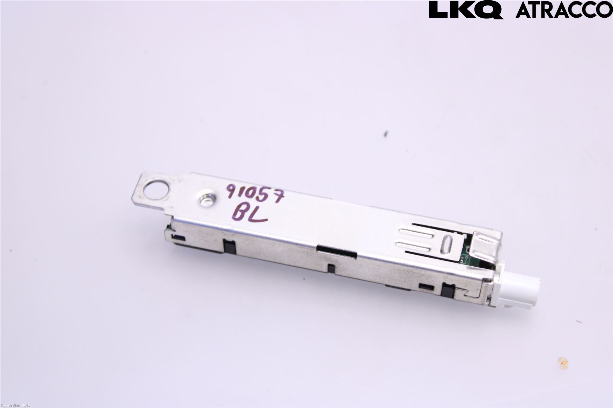 Audi Q3 8U 12-18 Antennförstärkare