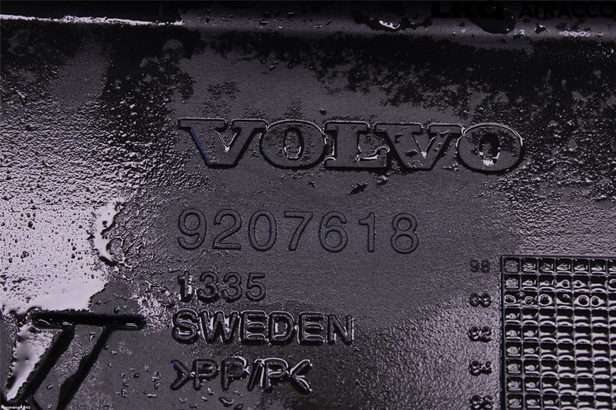 Volvo S40/V40    96-04 Motorkåpa