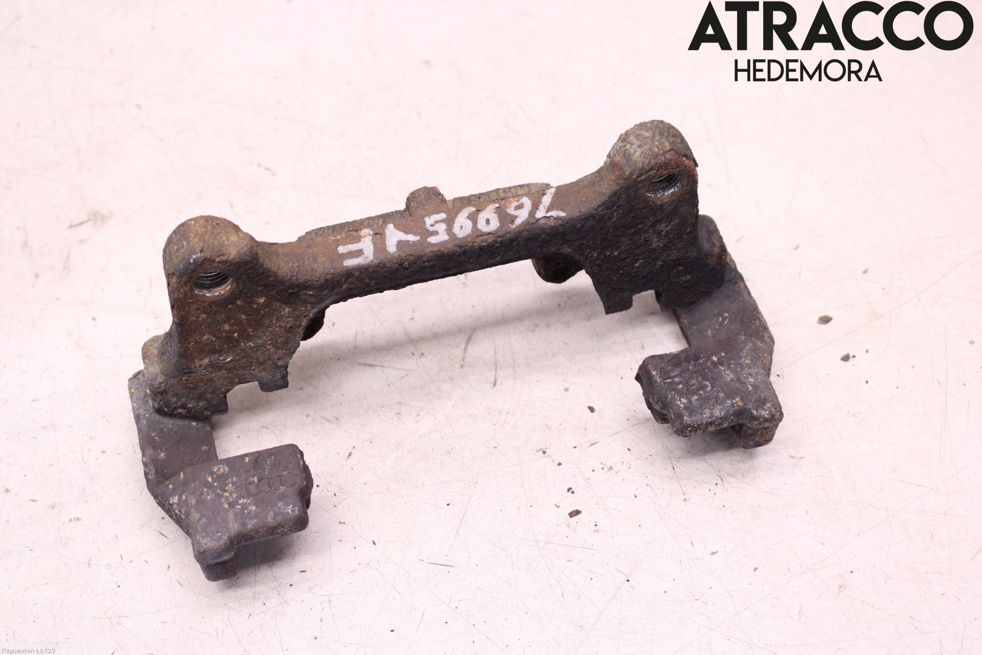 Skoda SUPERB 09-15 Bromsokshållare