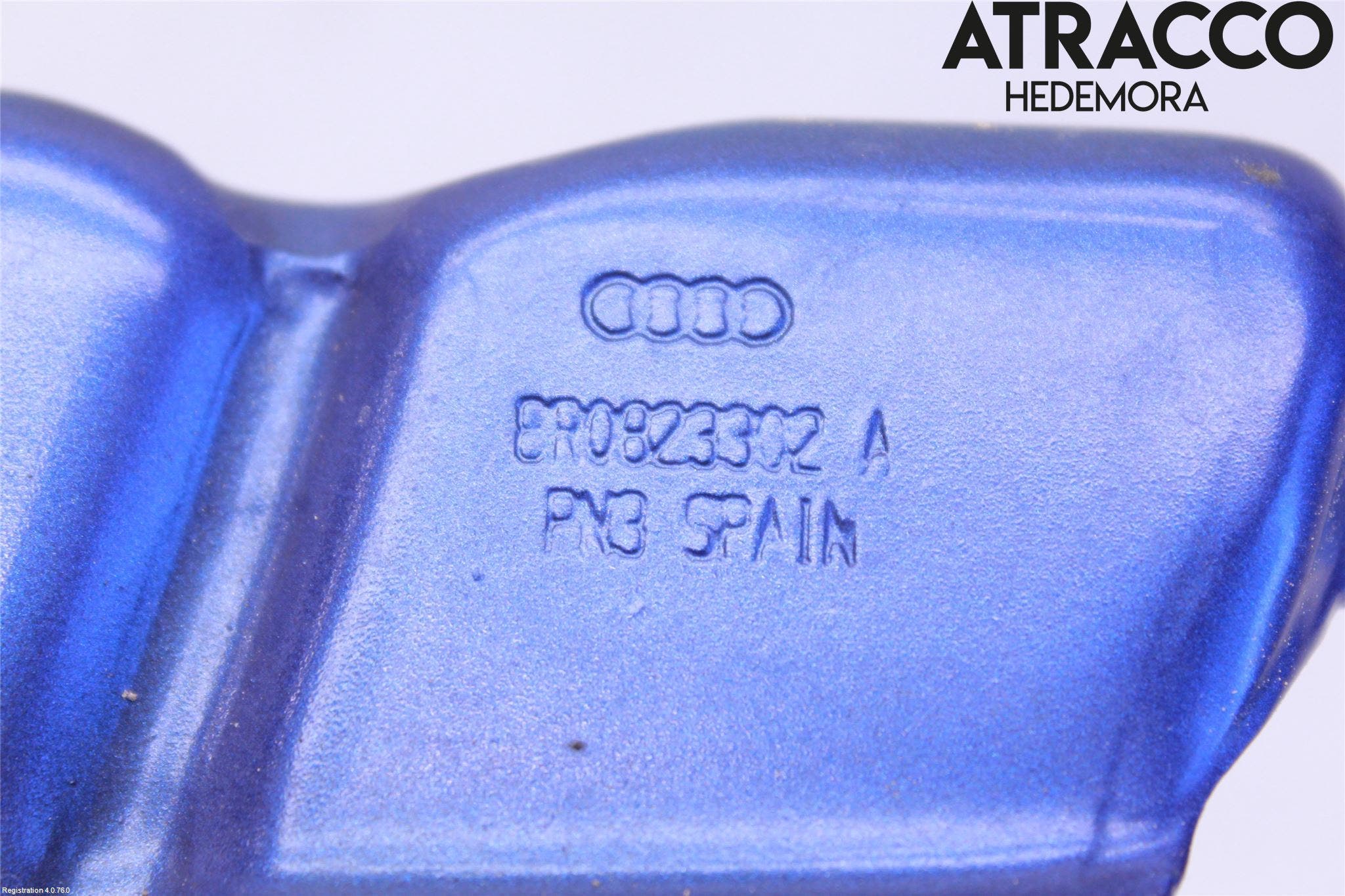 Audi Q5 09-16 Huvgångjärn