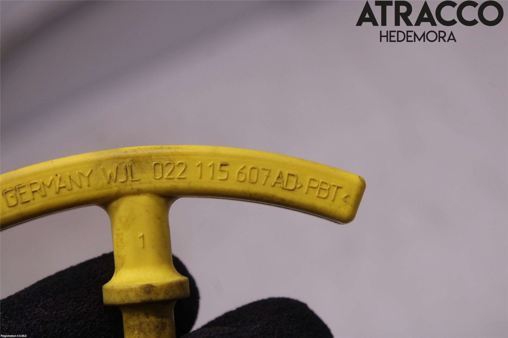 Volkswagen VW PASSAT 11-14 Oljesticka