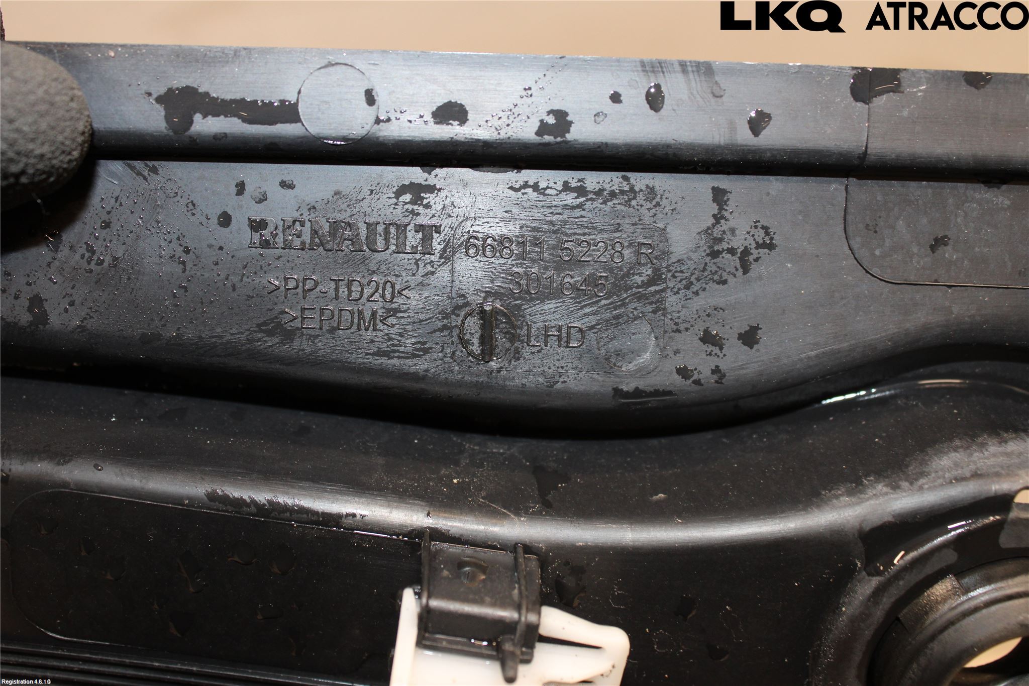 Renault CLIO IV 12-16 Torpedplåt-Torpedplast