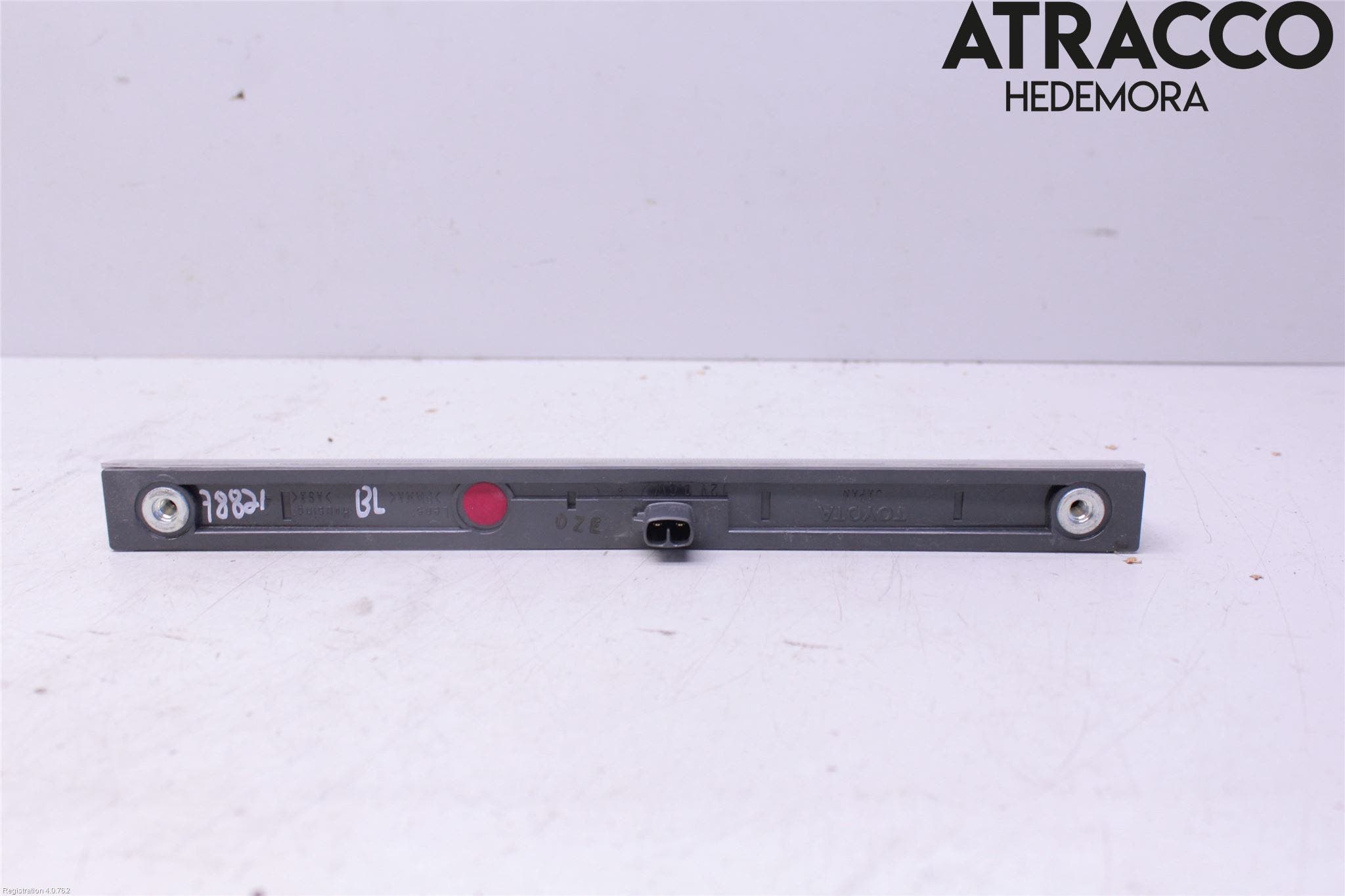 Toyota RAV4 19- Bromsljus Bakruta