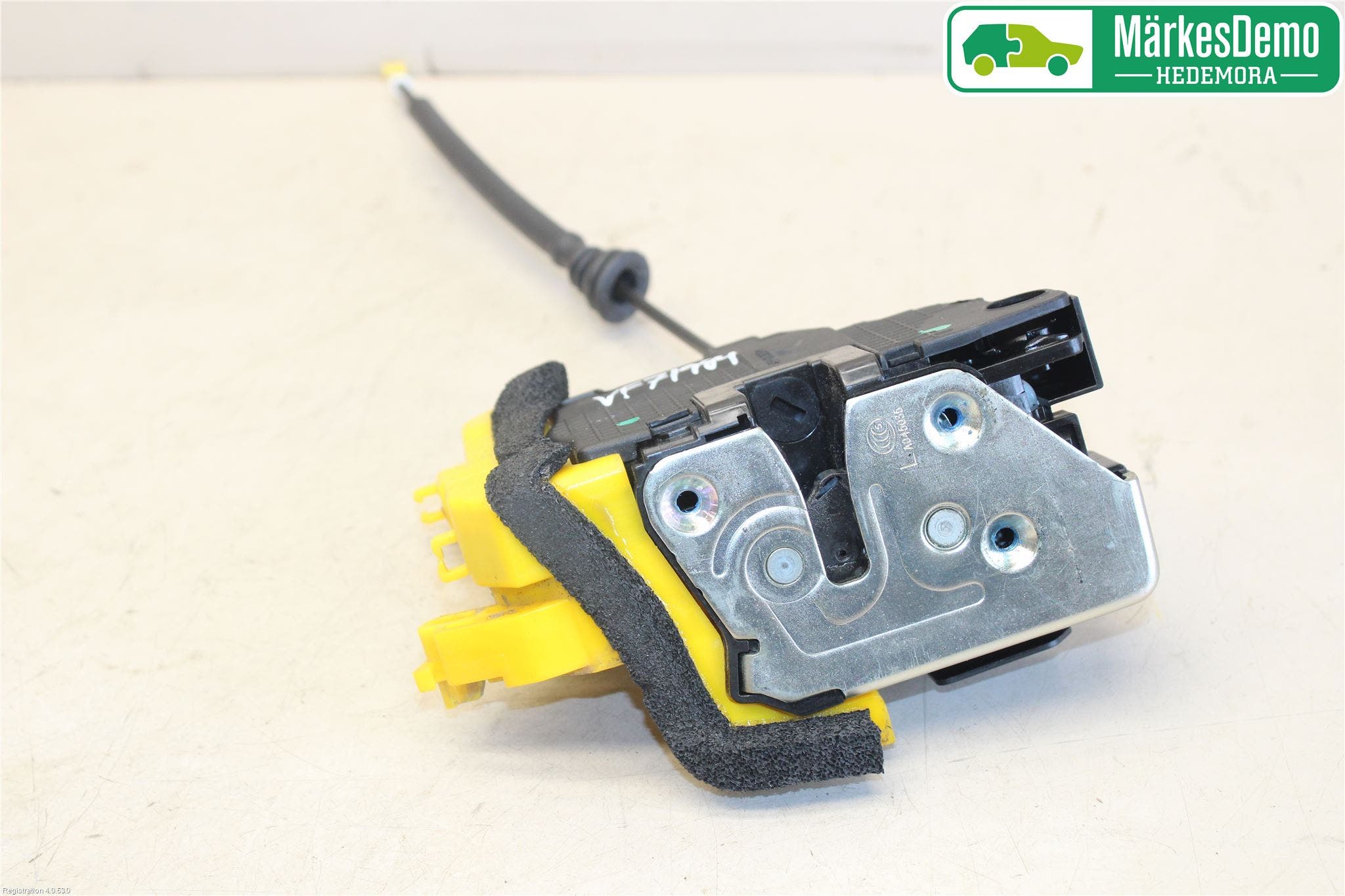 Kia CEED 12-18 Låskista-Dörrlås