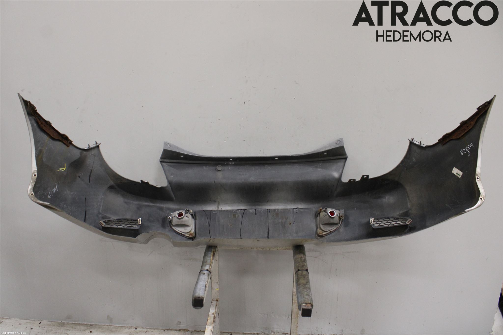 Hyundai COUPÉ Stötfångarbeklädnad Bak