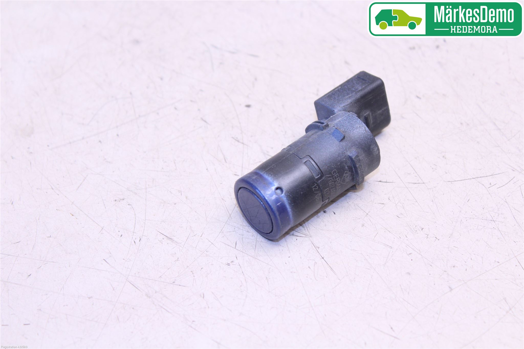 Audi A6/S6     97-05 Parkeringshjälp Frontsensor
