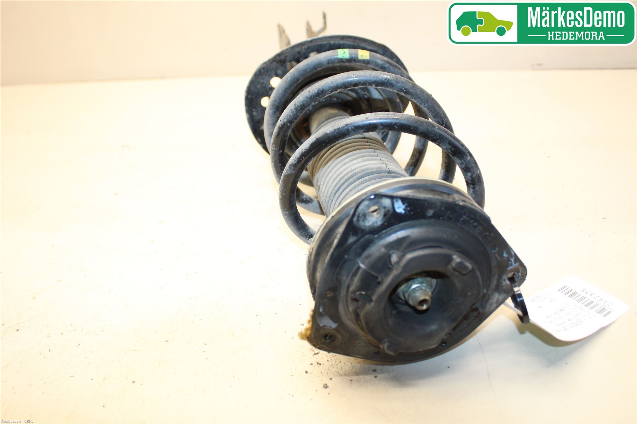 Nissan QASHQAI 10-14 Fjäderben Fram Vänster