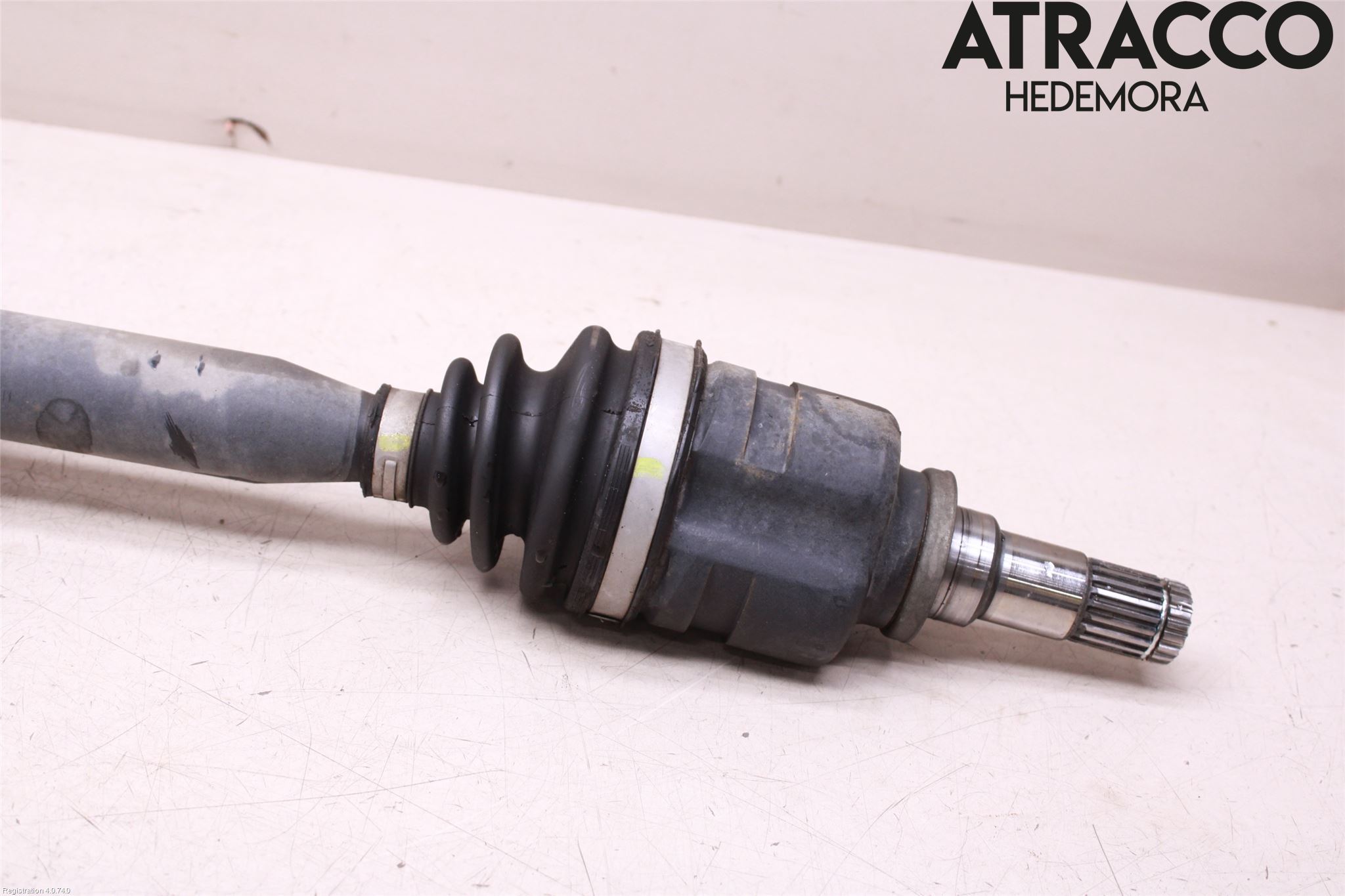 Toyota AVENSIS 09-15 Drivaxel Fram Höger