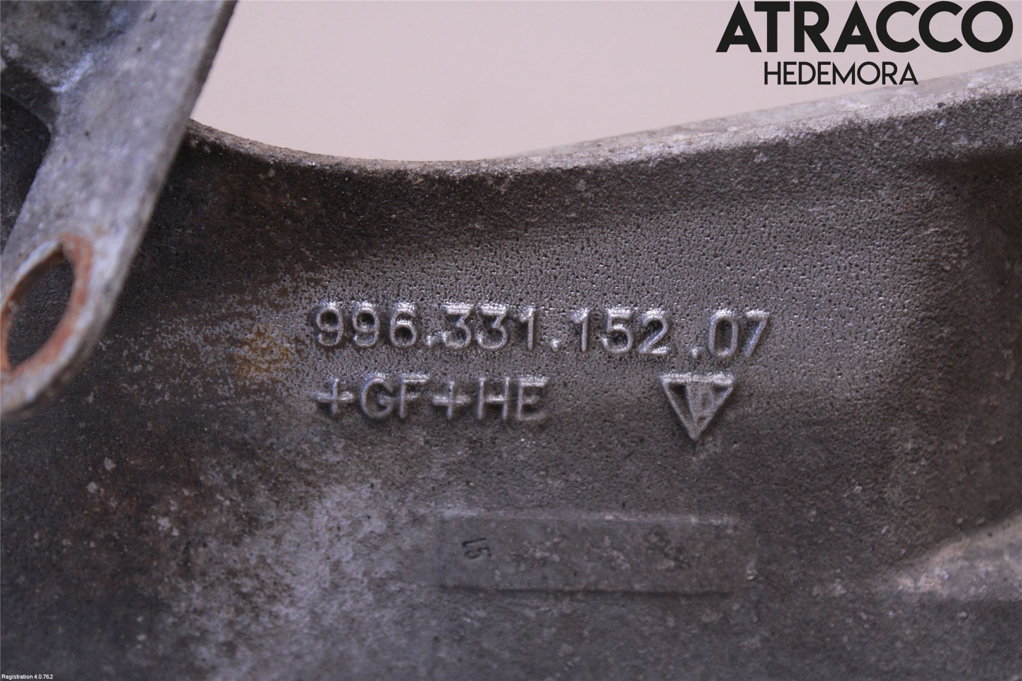 Porsche 911 64- Bakram-Fästbalk