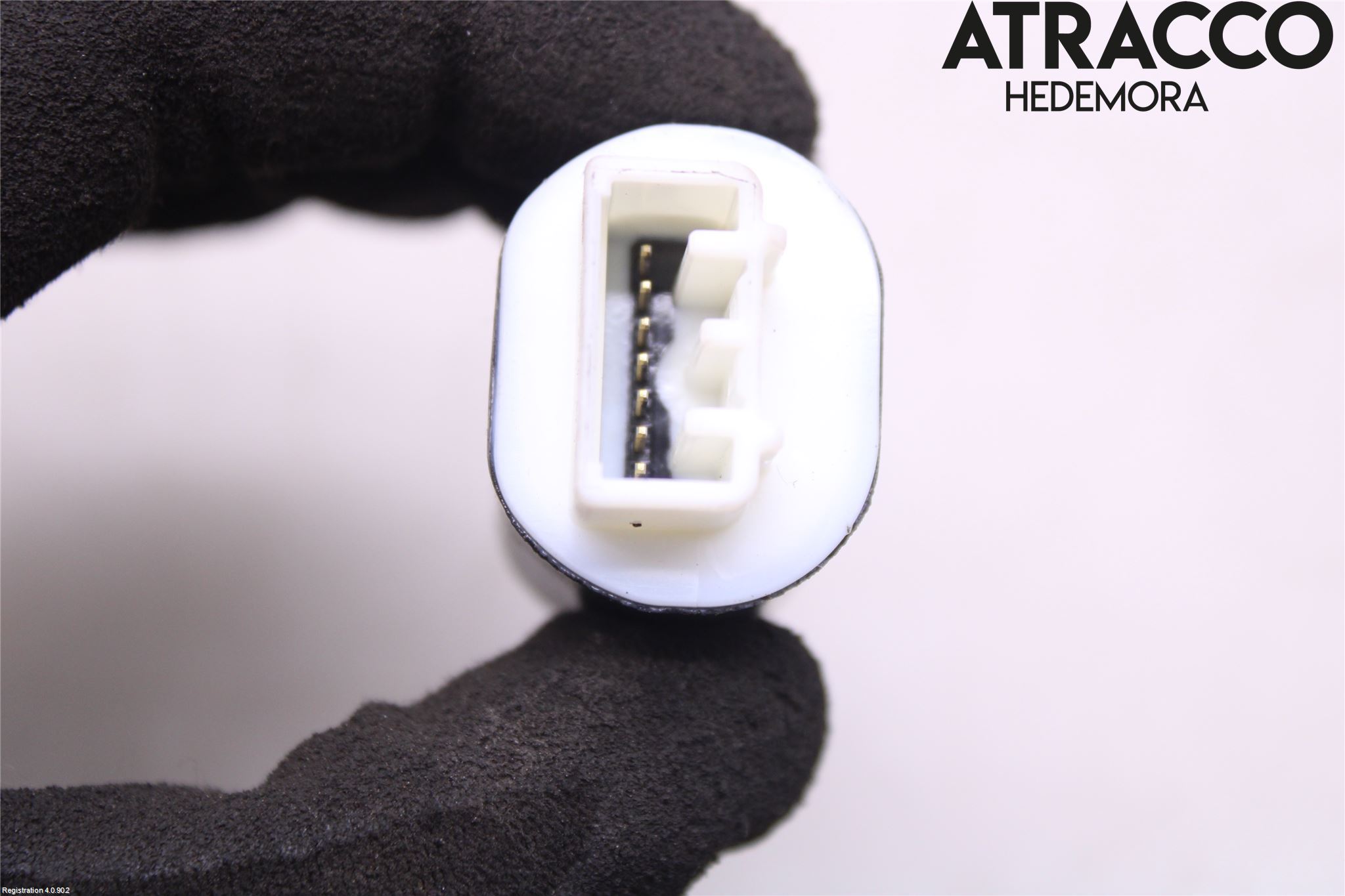 Toyota RAV4 19- Bromsljuskontakt