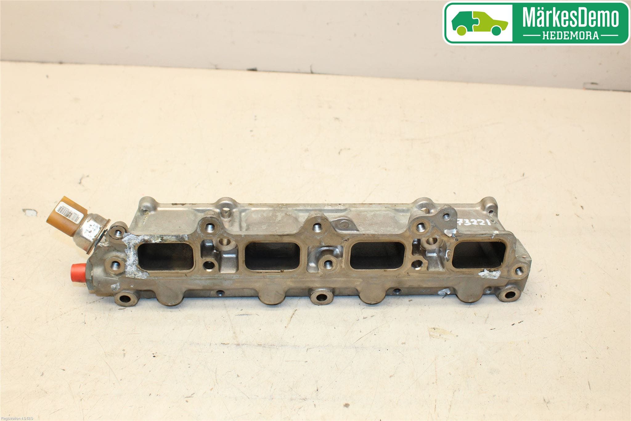 Volkswagen VW GOLF VI 09-13 Injspridarrör