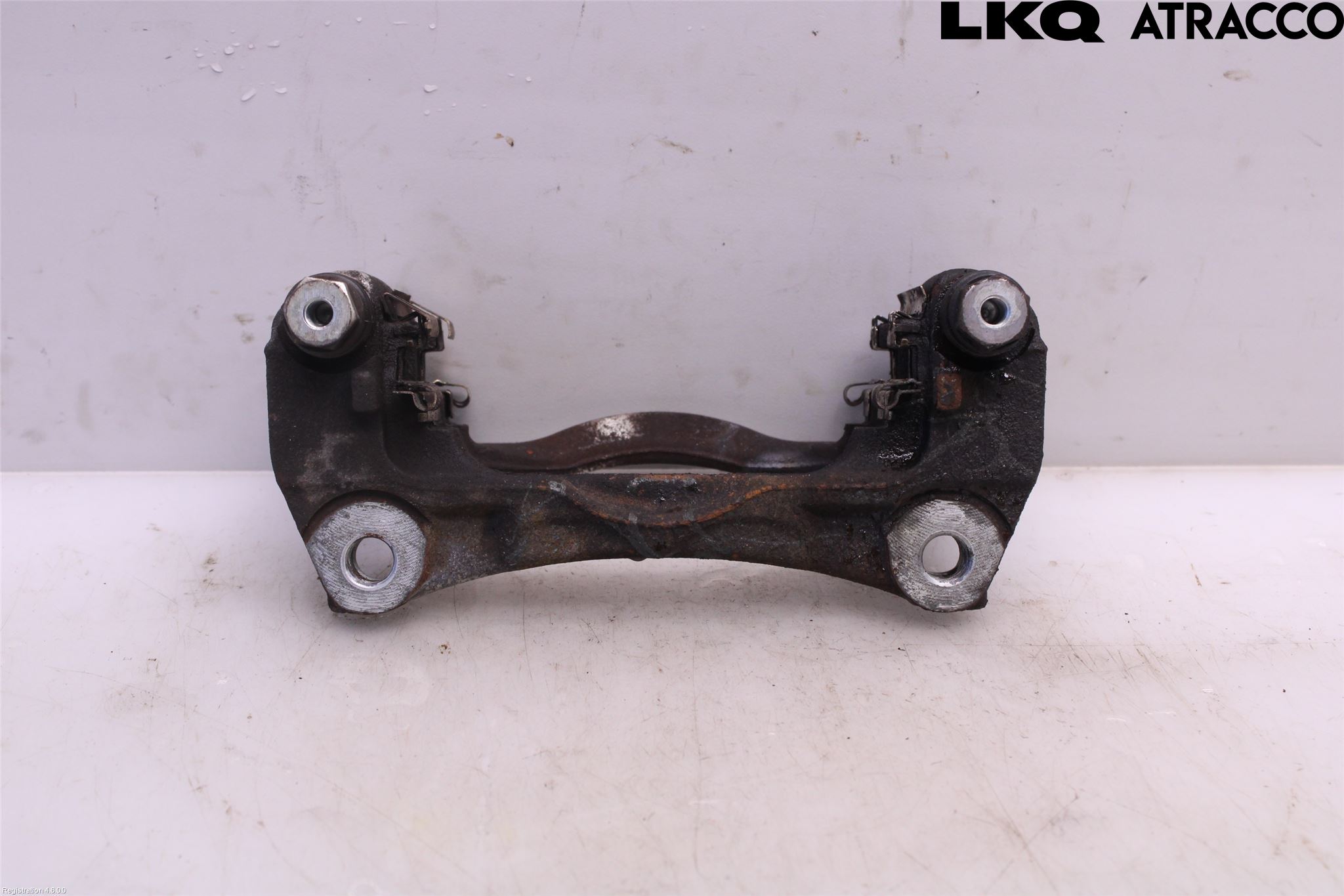 Mazda CX-30 20- Bromsokshållare