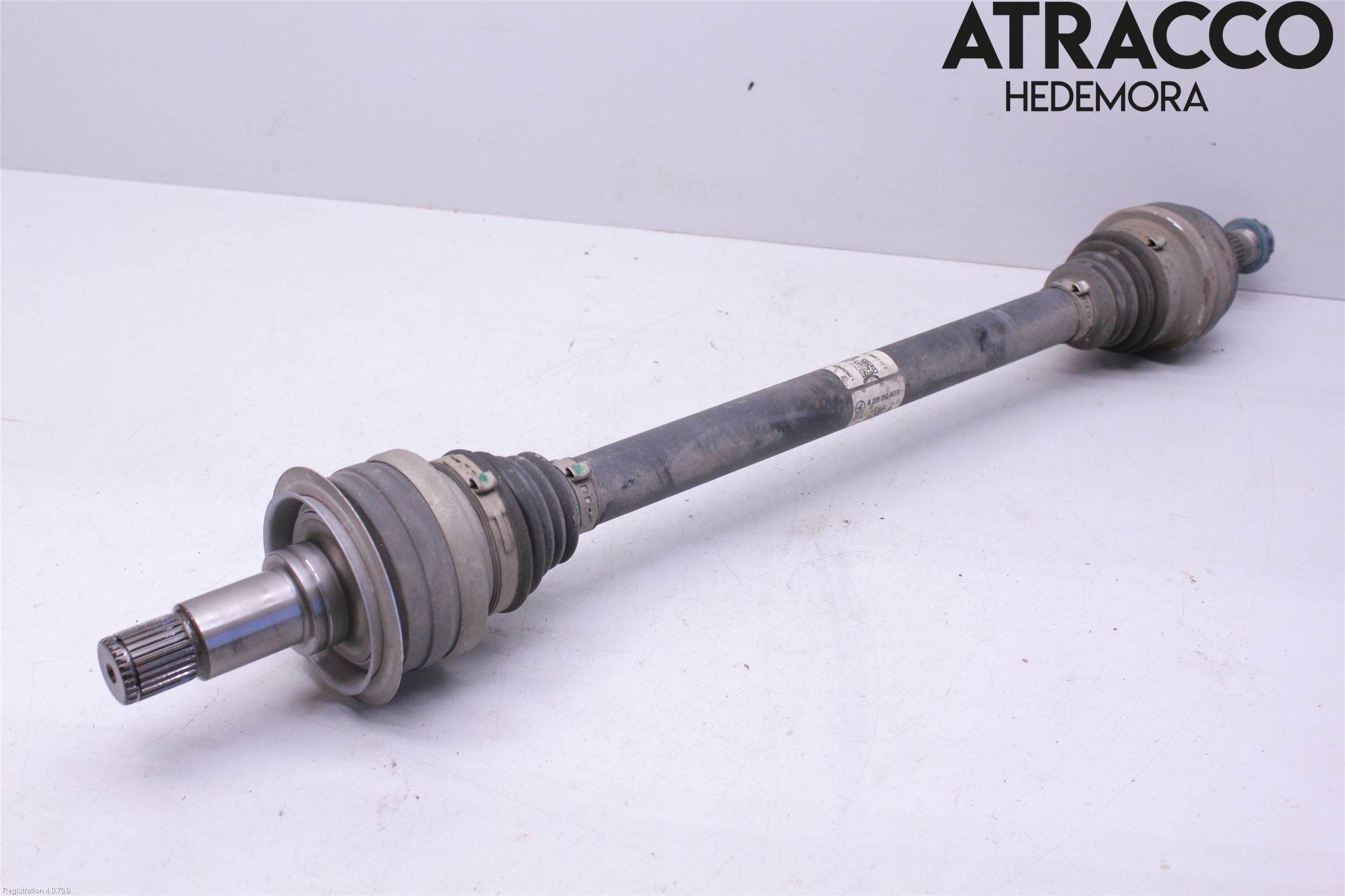 Mercedes-Benz MB C-KLASS (W205) 14-21 Drivaxel Bak Vänster