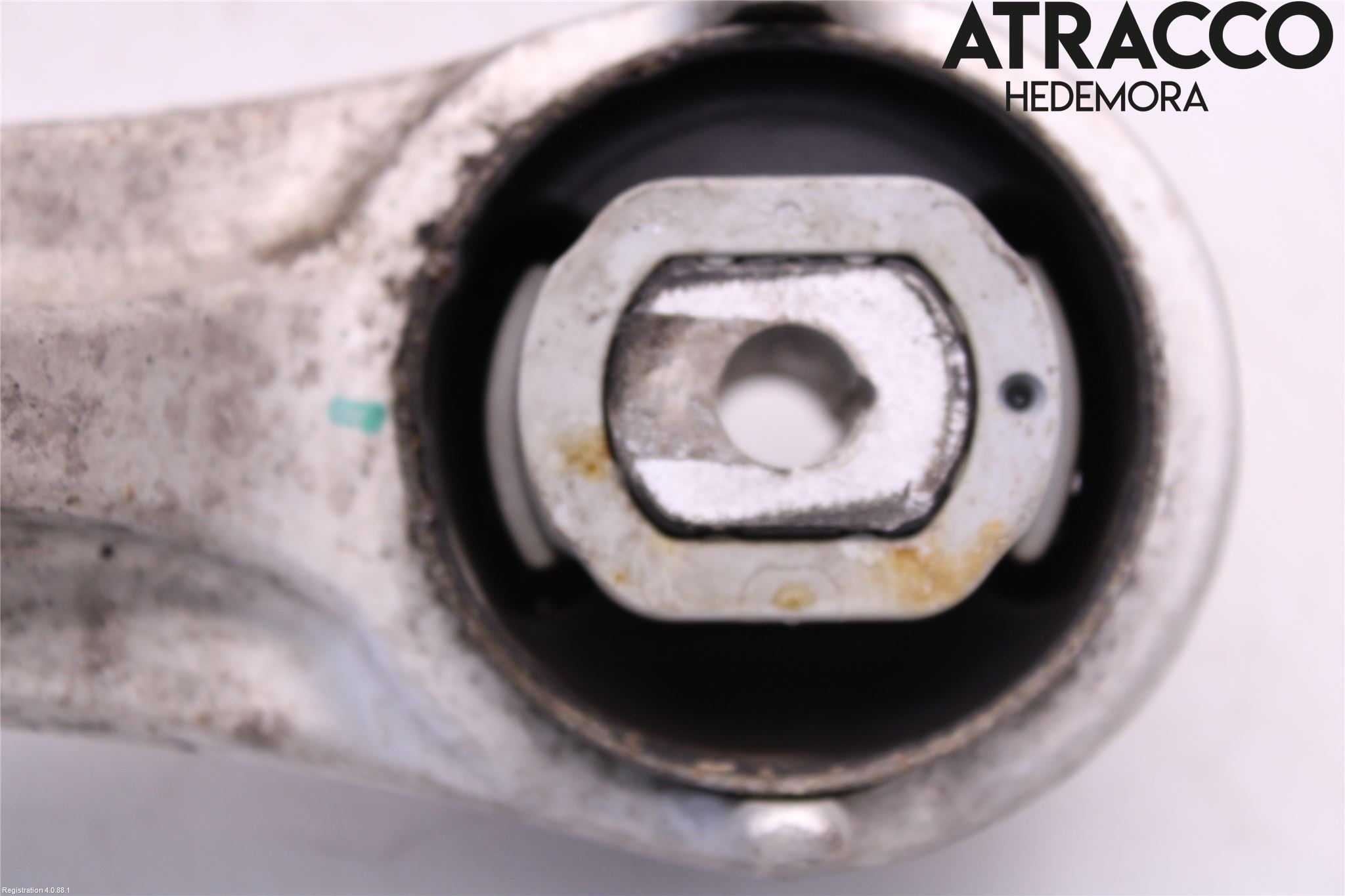 Jaguar F-PACE Bärarm Fram Undre Vä