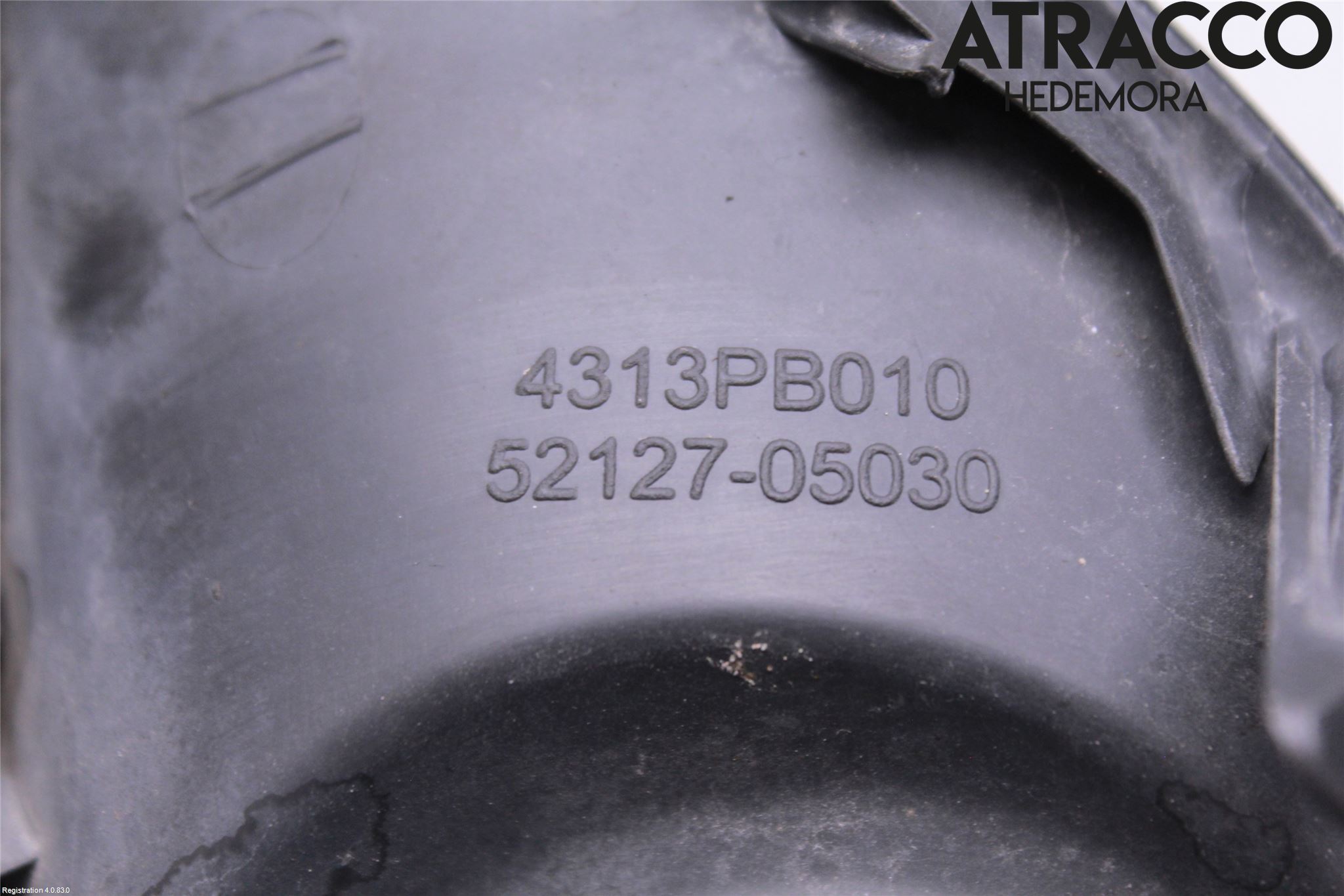 Toyota AVENSIS 07-08 Dimljussarg Fram