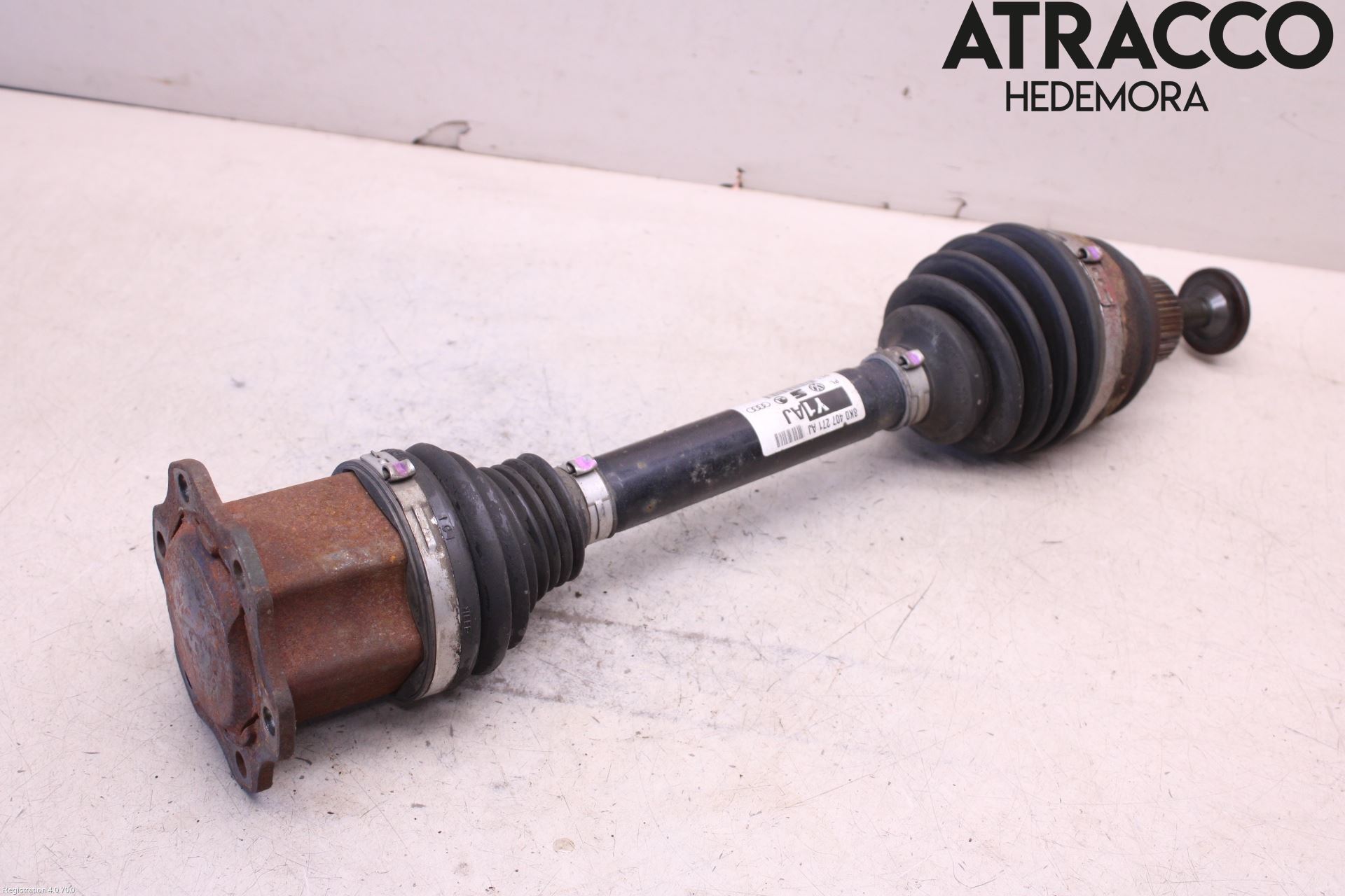 Audi A4 12-15 Drivaxel Fram Vänster