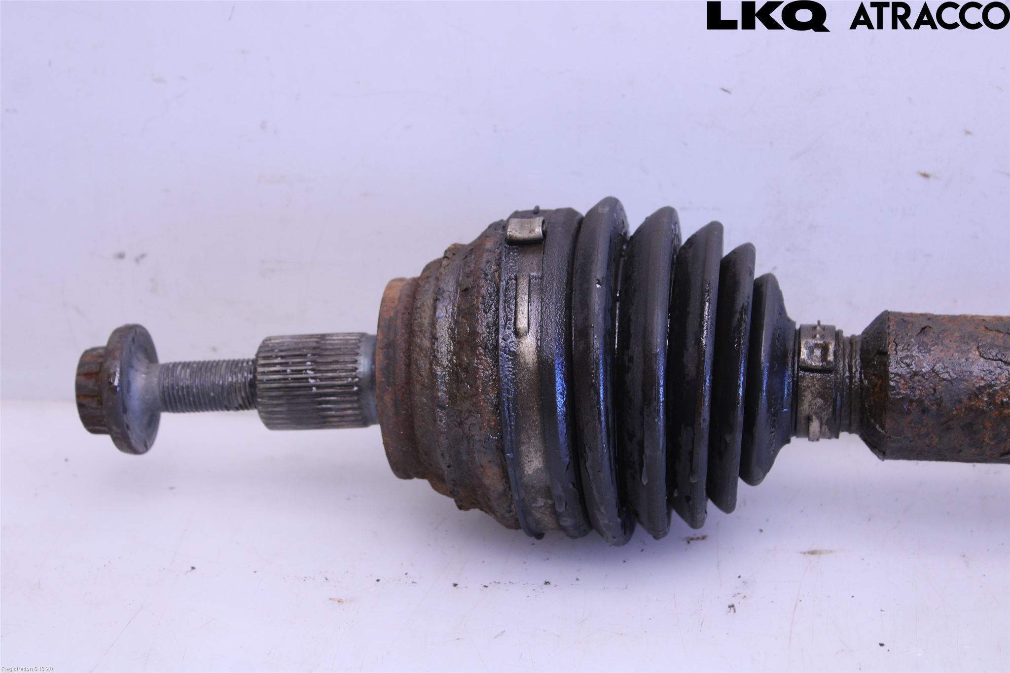Volkswagen VW GOLF VI 09-13 Drivaxel Fram Höger
