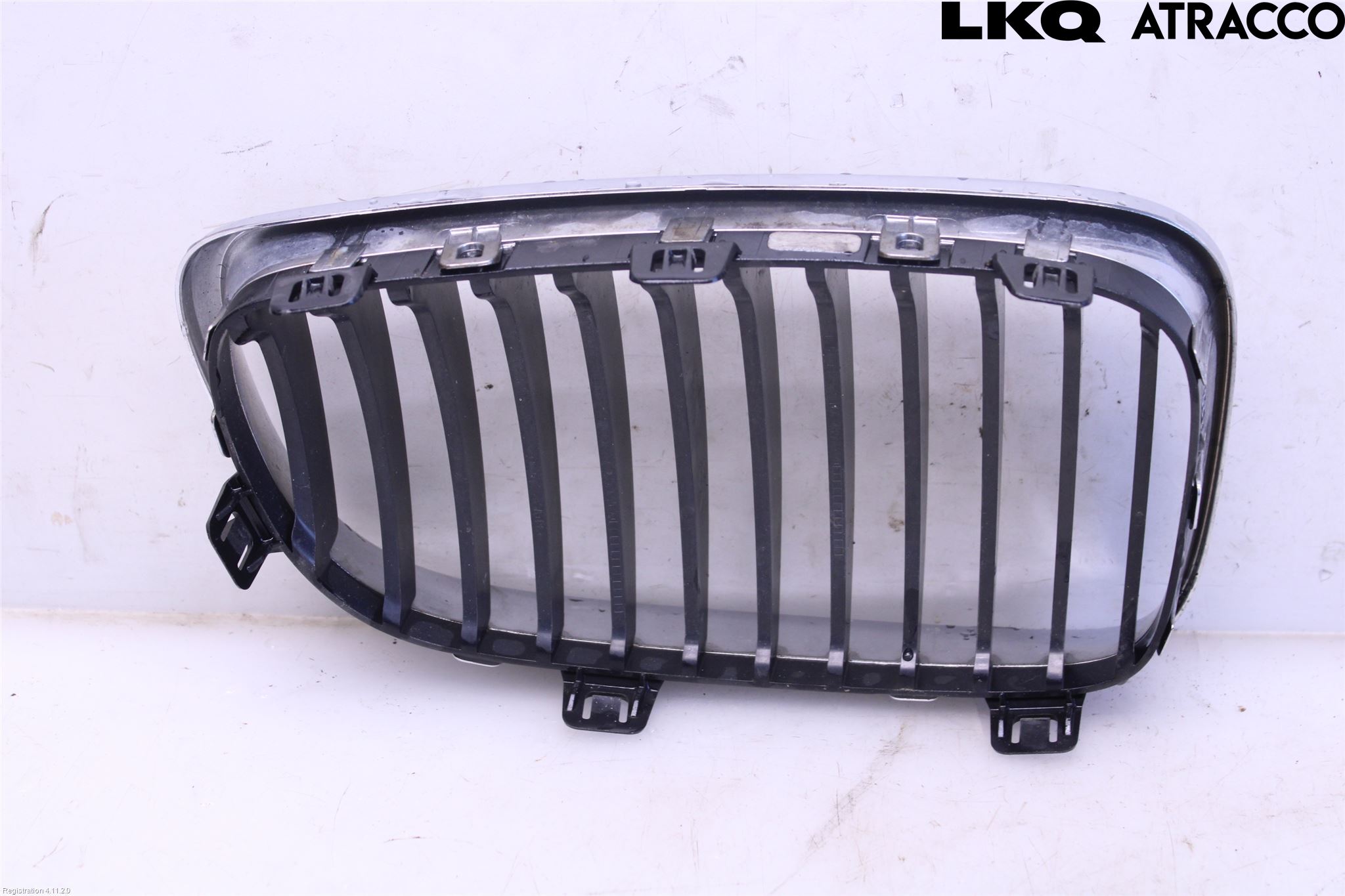 BMW 1 E87/81 5D/3D 03-11 Grilldel Vänster