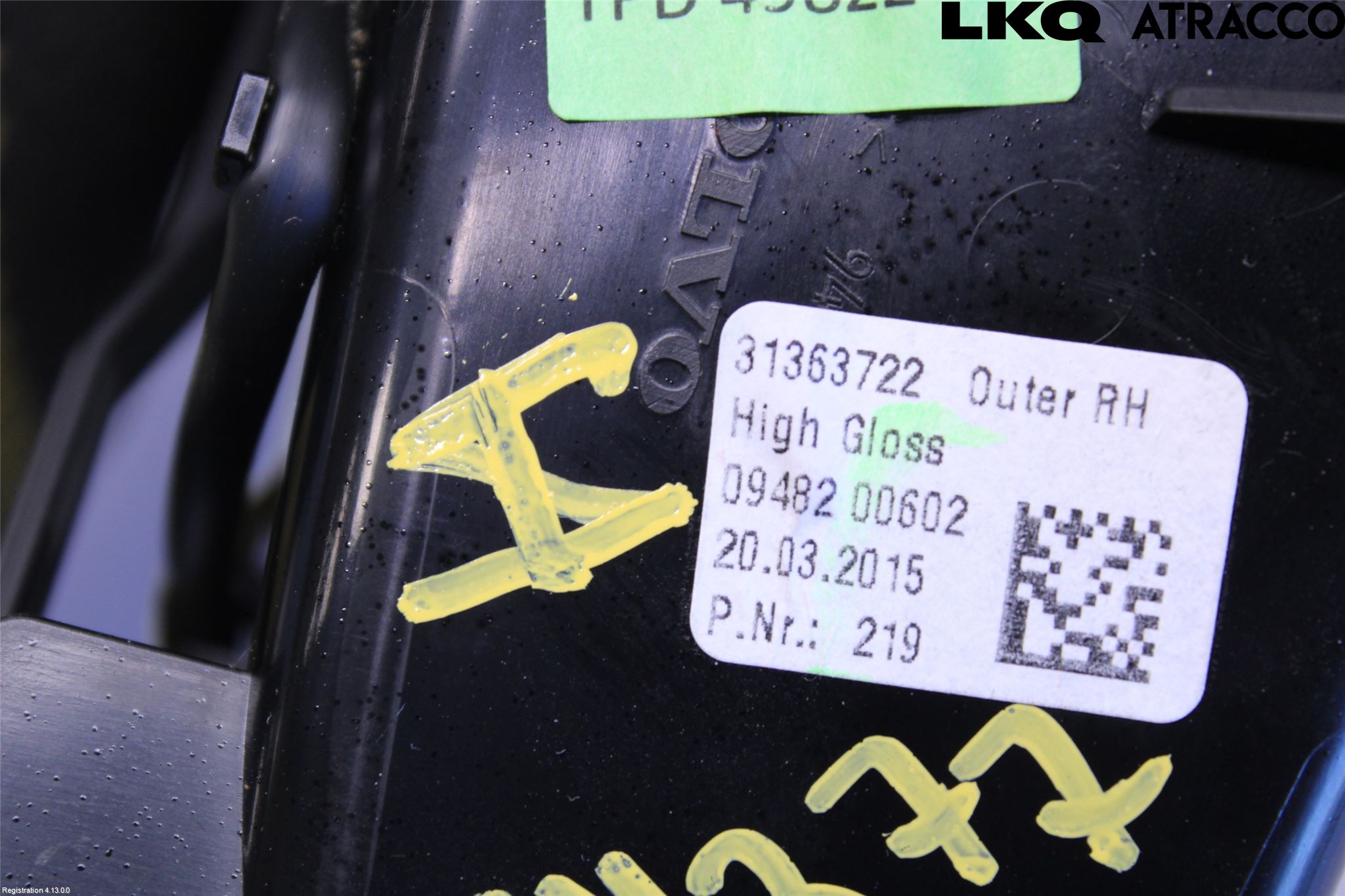 Volvo XC90/RECHARGE 16- Defrosterkanal-Munstycke