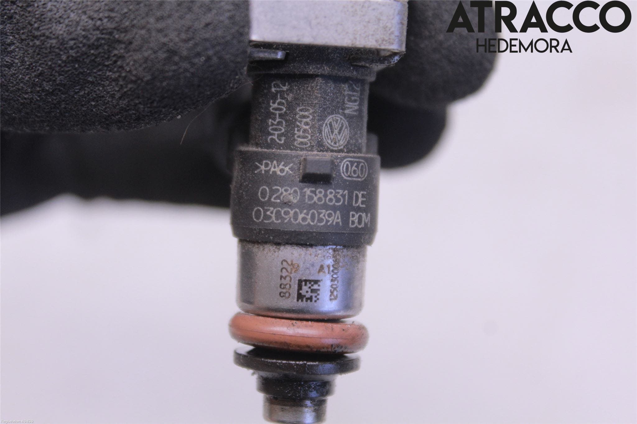 Volkswagen VW PASSAT 11-14 Injspridare